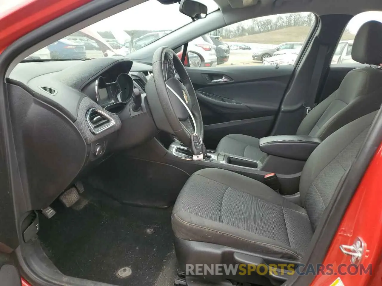 7 Photograph of a damaged car 3G1BC6SM2KS601594 CHEVROLET CRUZE 2019
