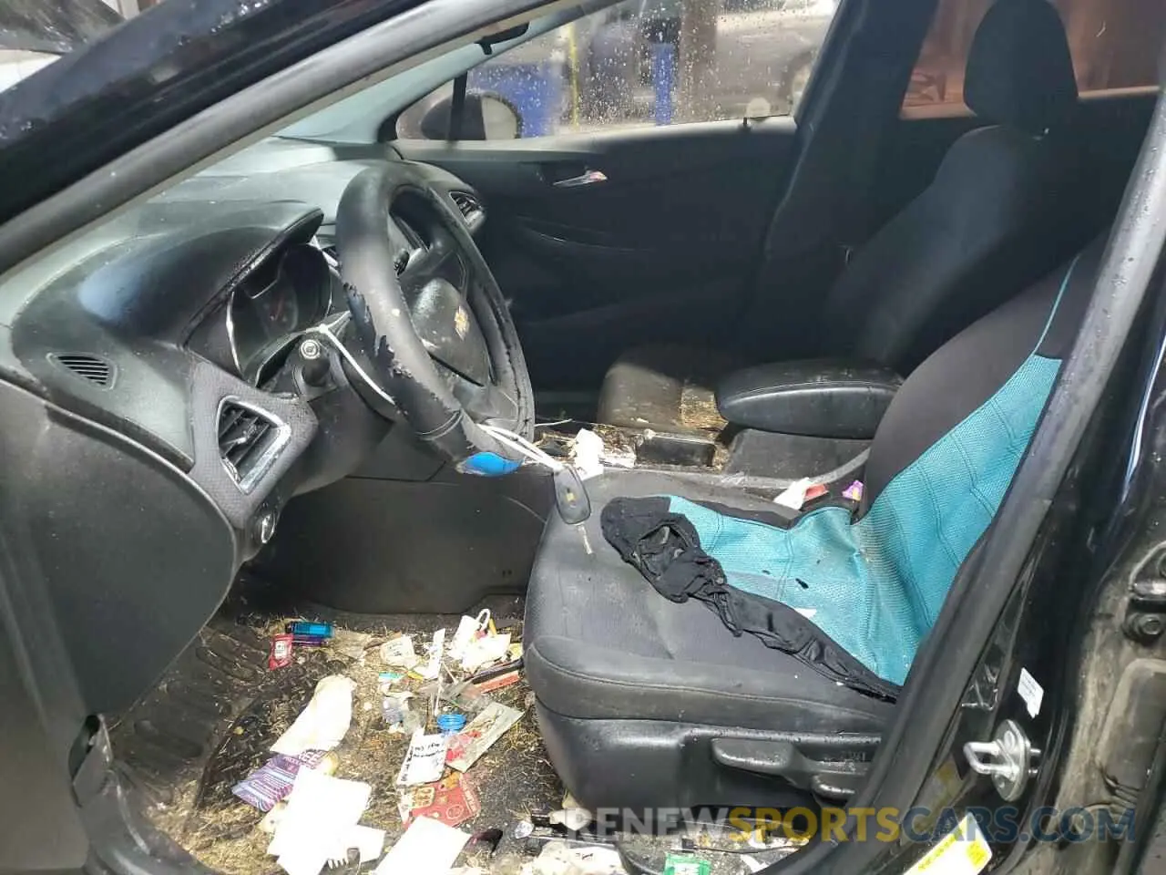 7 Photograph of a damaged car 3G1BC6SM4KS611642 CHEVROLET CRUZE 2019