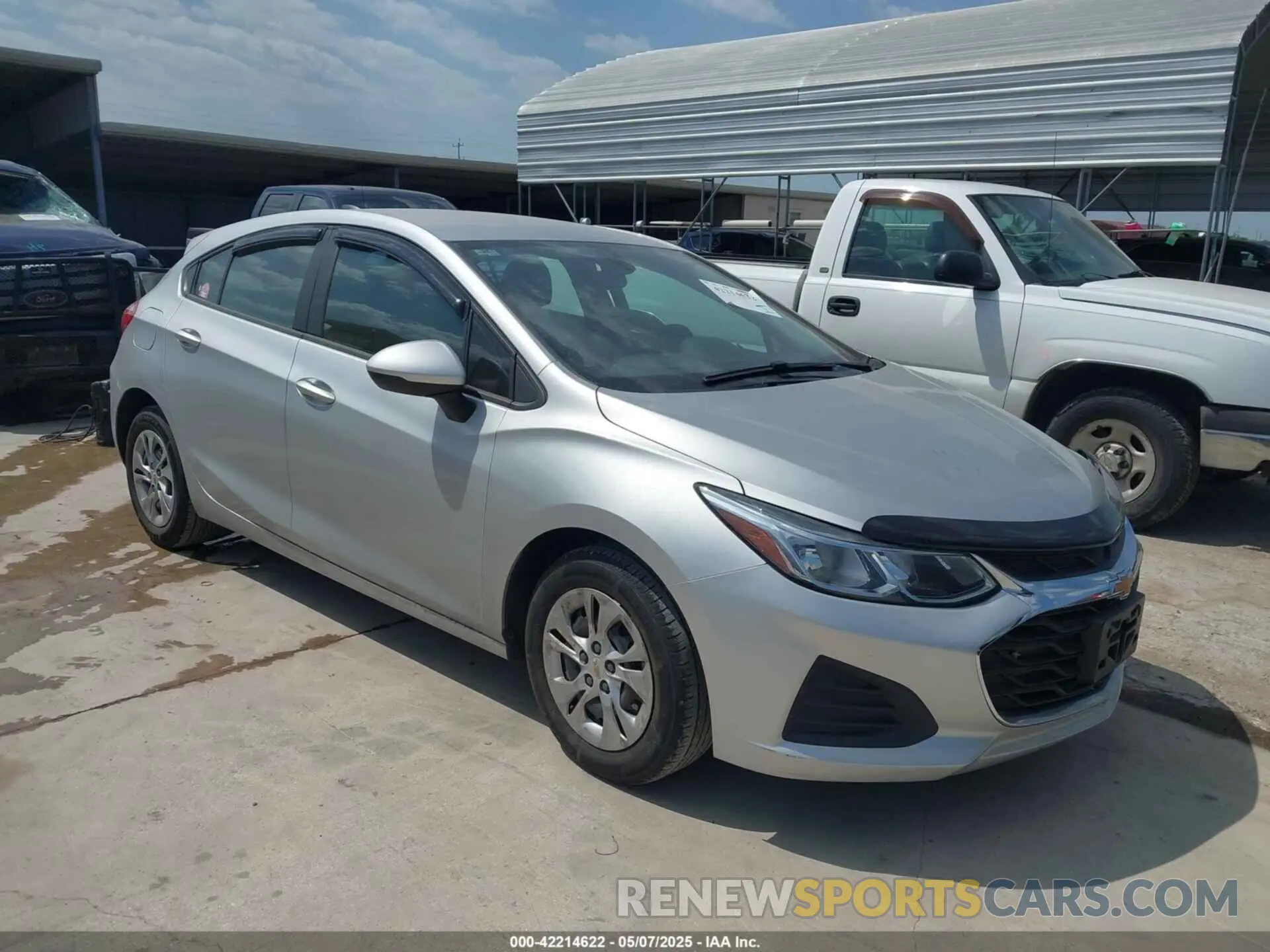 1 Photograph of a damaged car 3G1BC6SM9KS603603 CHEVROLET CRUZE 2019