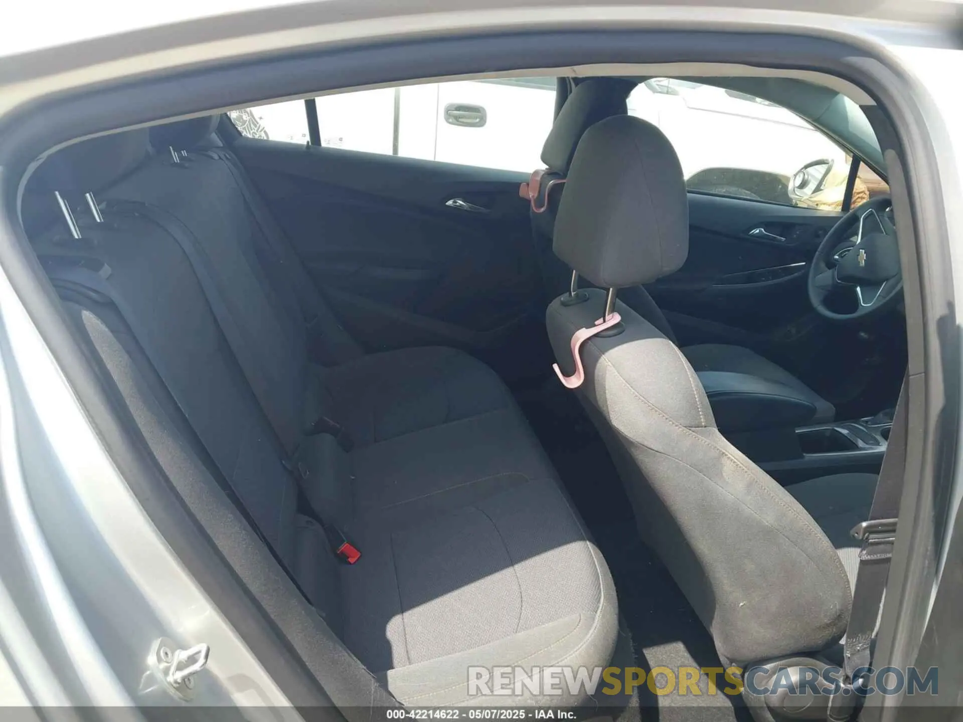 8 Photograph of a damaged car 3G1BC6SM9KS603603 CHEVROLET CRUZE 2019