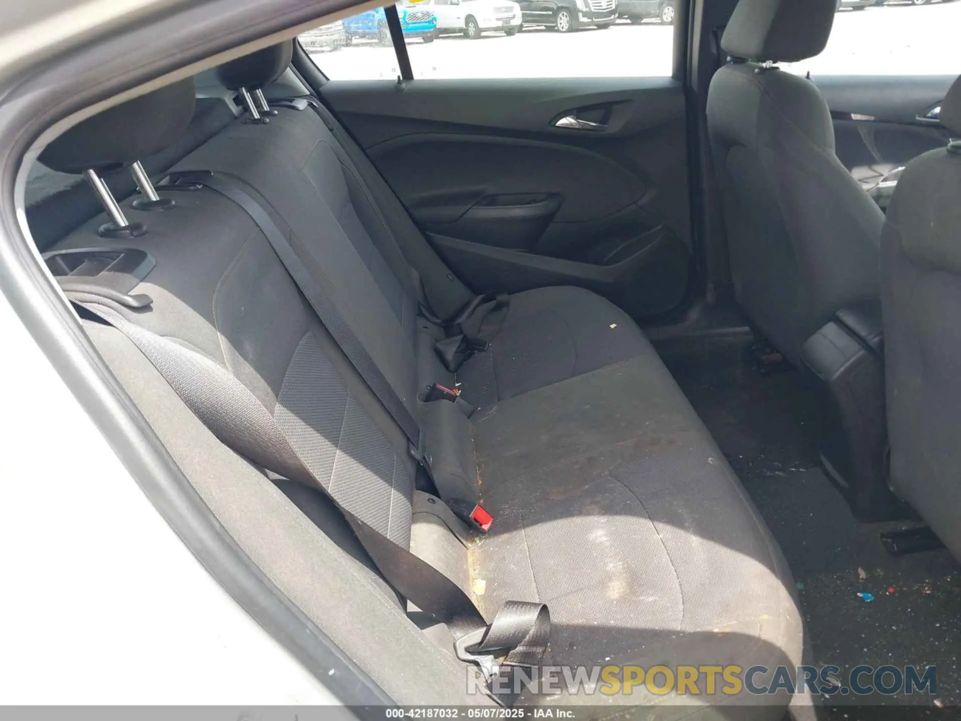 8 Photograph of a damaged car 3G1BC6SMXKS583846 CHEVROLET CRUZE 2019