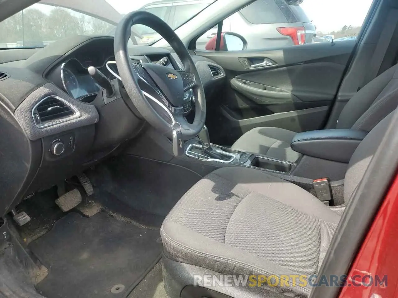 7 Photograph of a damaged car 3G1BE6SM0KS609333 CHEVROLET CRUZE 2019