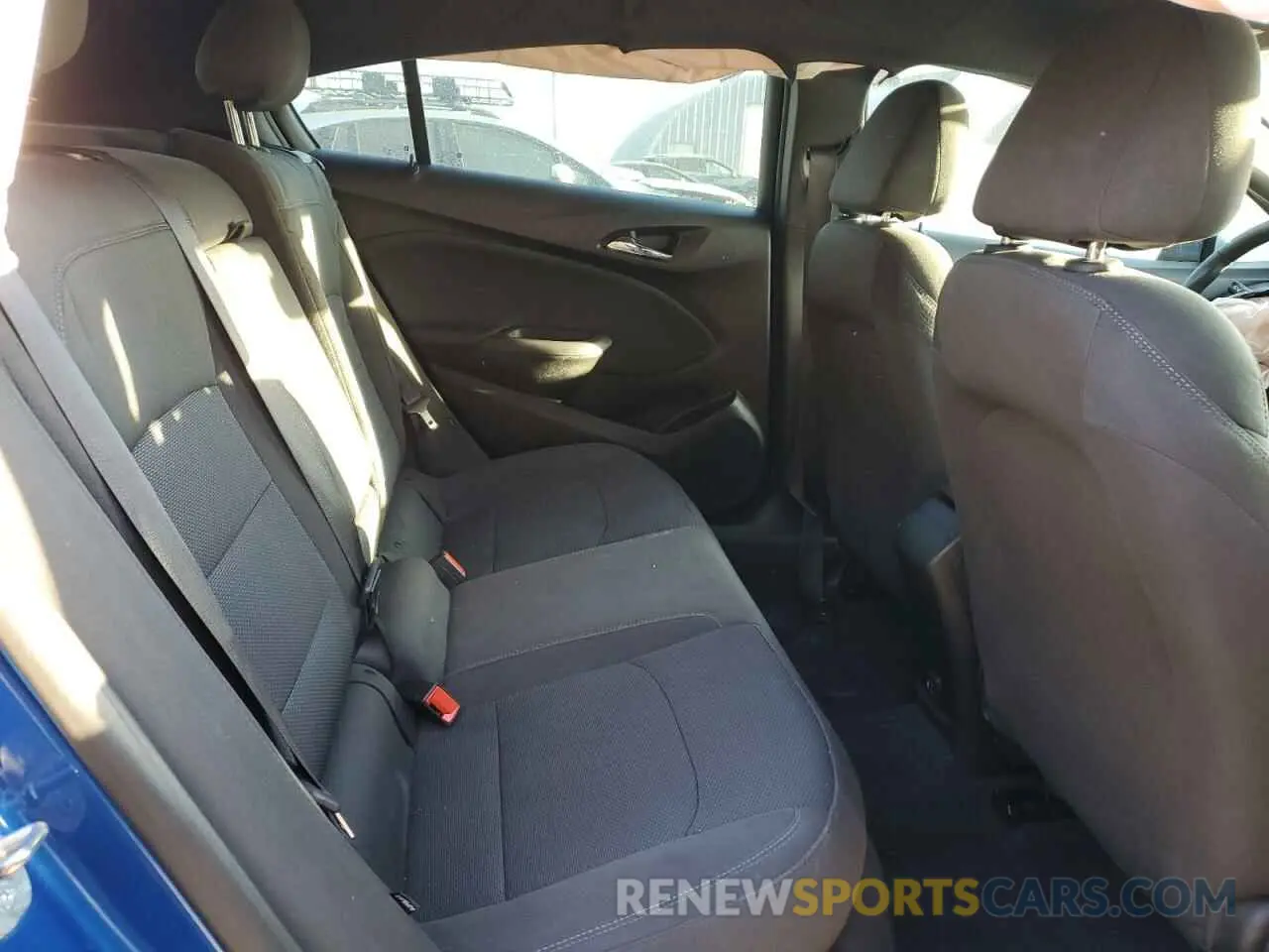 10 Photograph of a damaged car 3G1BE6SM1KS587469 CHEVROLET CRUZE 2019