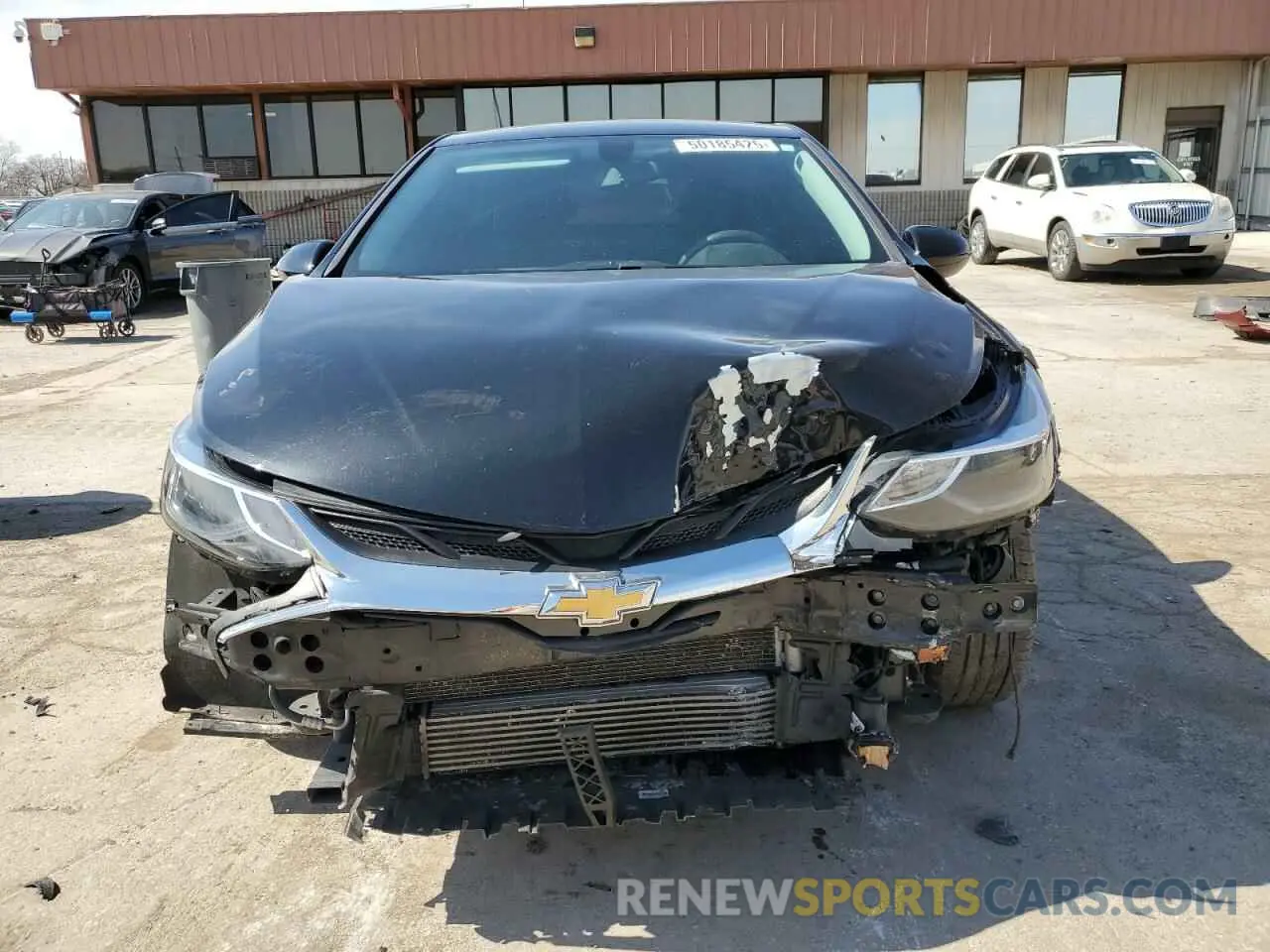 5 Photograph of a damaged car 3G1BE6SM2KS570311 CHEVROLET CRUZE 2019