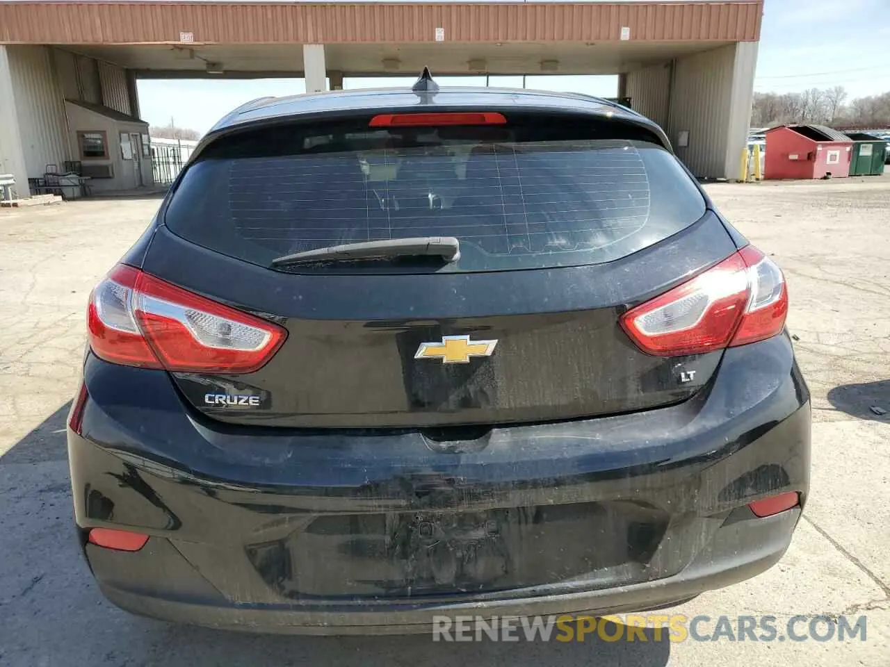 6 Photograph of a damaged car 3G1BE6SM2KS570311 CHEVROLET CRUZE 2019