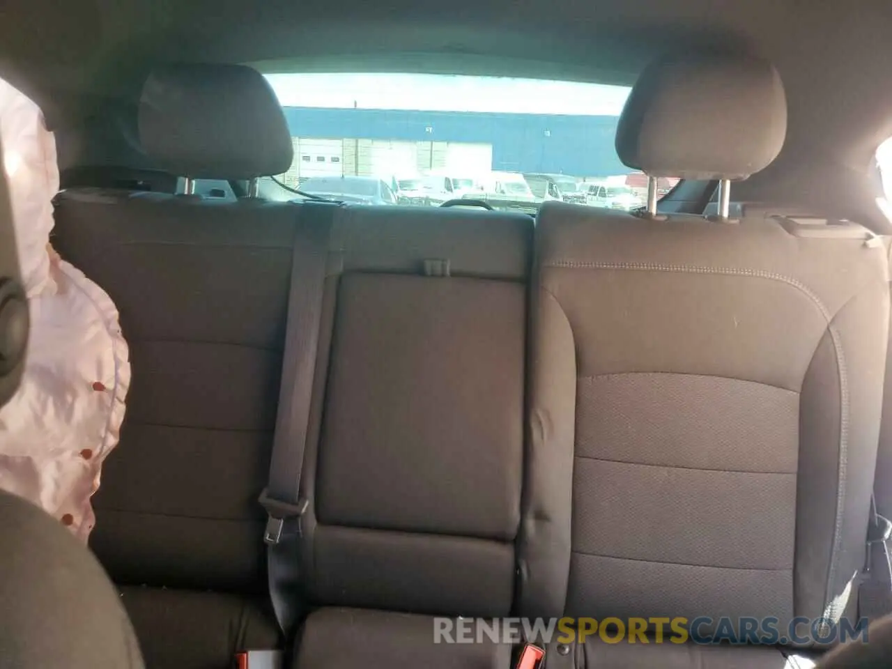 10 Photograph of a damaged car 3G1BE6SM2KS590557 CHEVROLET CRUZE 2019