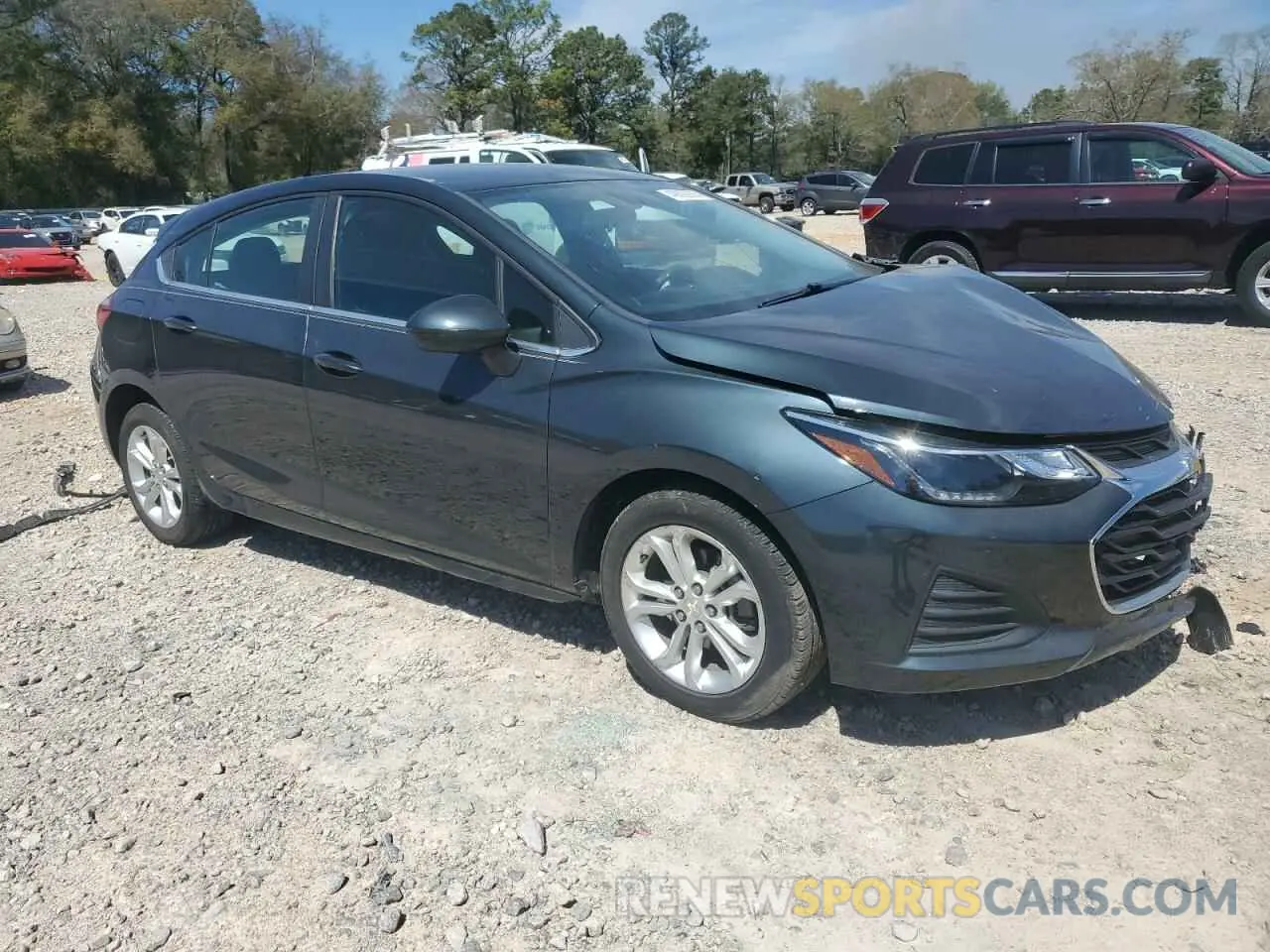 4 Photograph of a damaged car 3G1BE6SM3KS544042 CHEVROLET CRUZE 2019