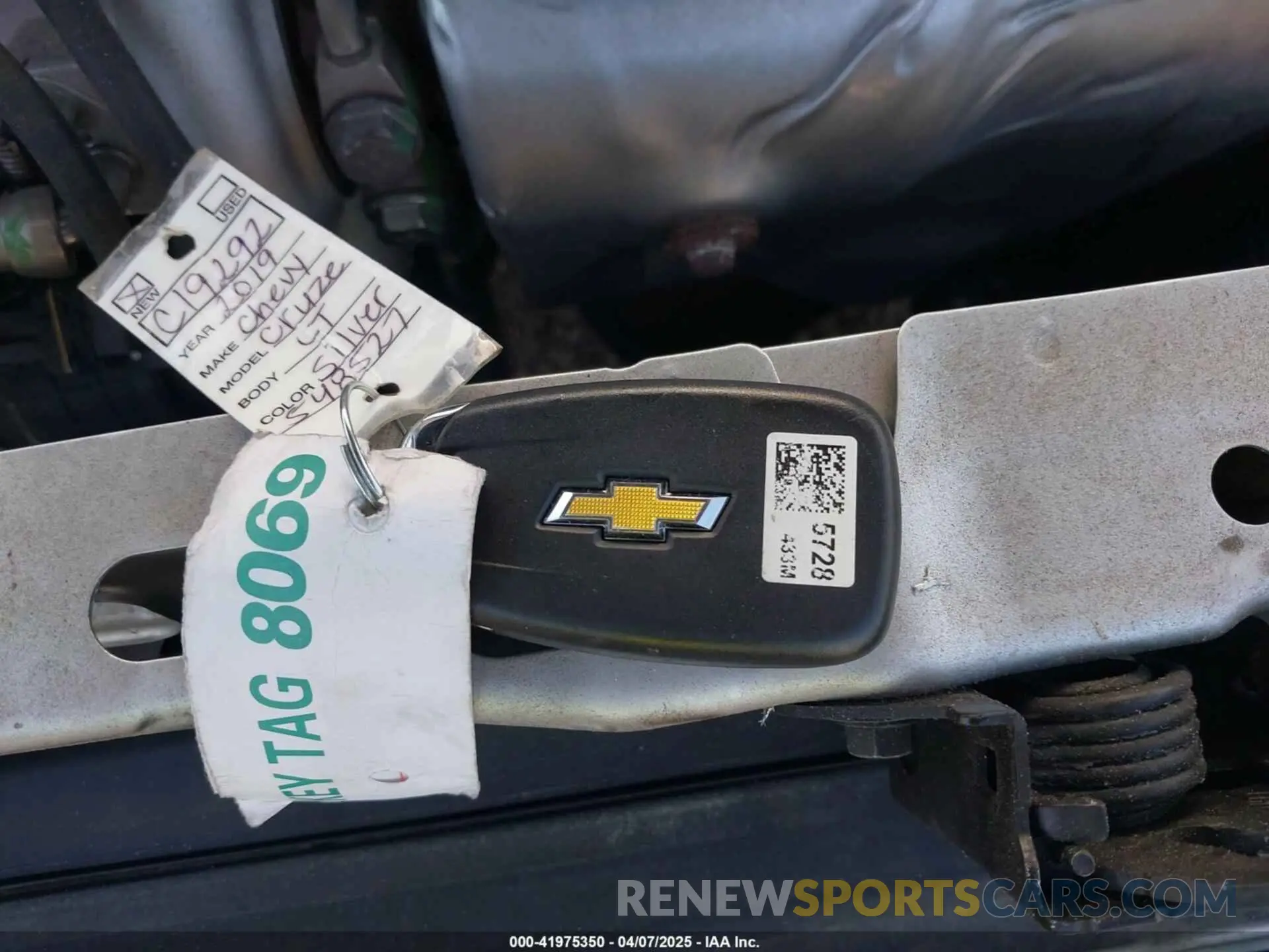 11 Photograph of a damaged car 3G1BE6SM3KS548527 CHEVROLET CRUZE 2019