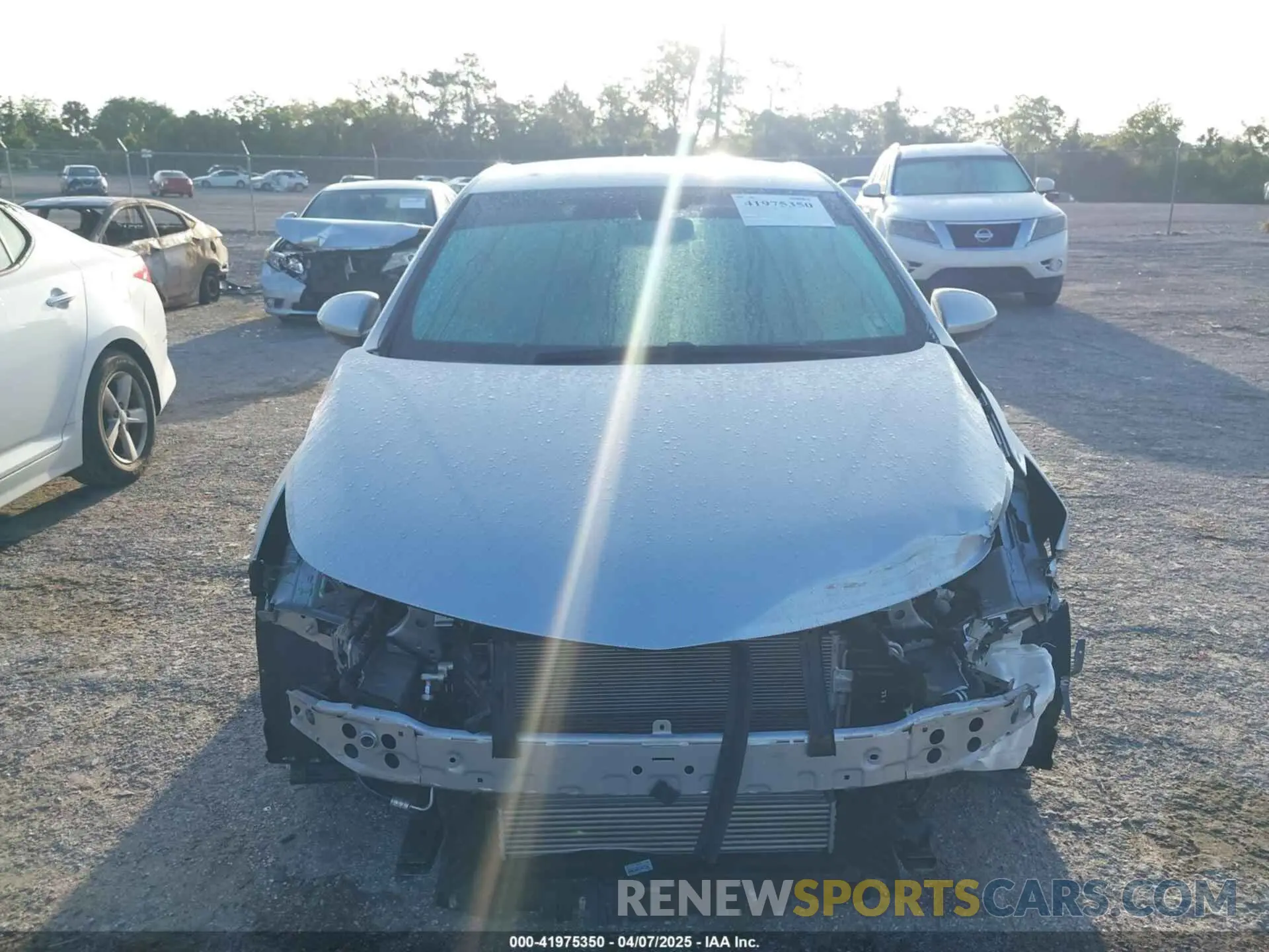 13 Photograph of a damaged car 3G1BE6SM3KS548527 CHEVROLET CRUZE 2019