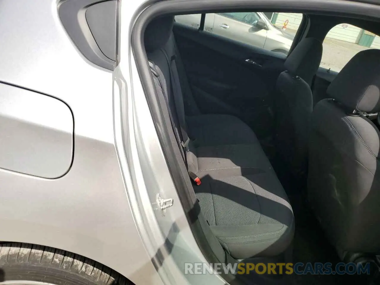 10 Photograph of a damaged car 3G1BE6SM3KS610220 CHEVROLET CRUZE 2019