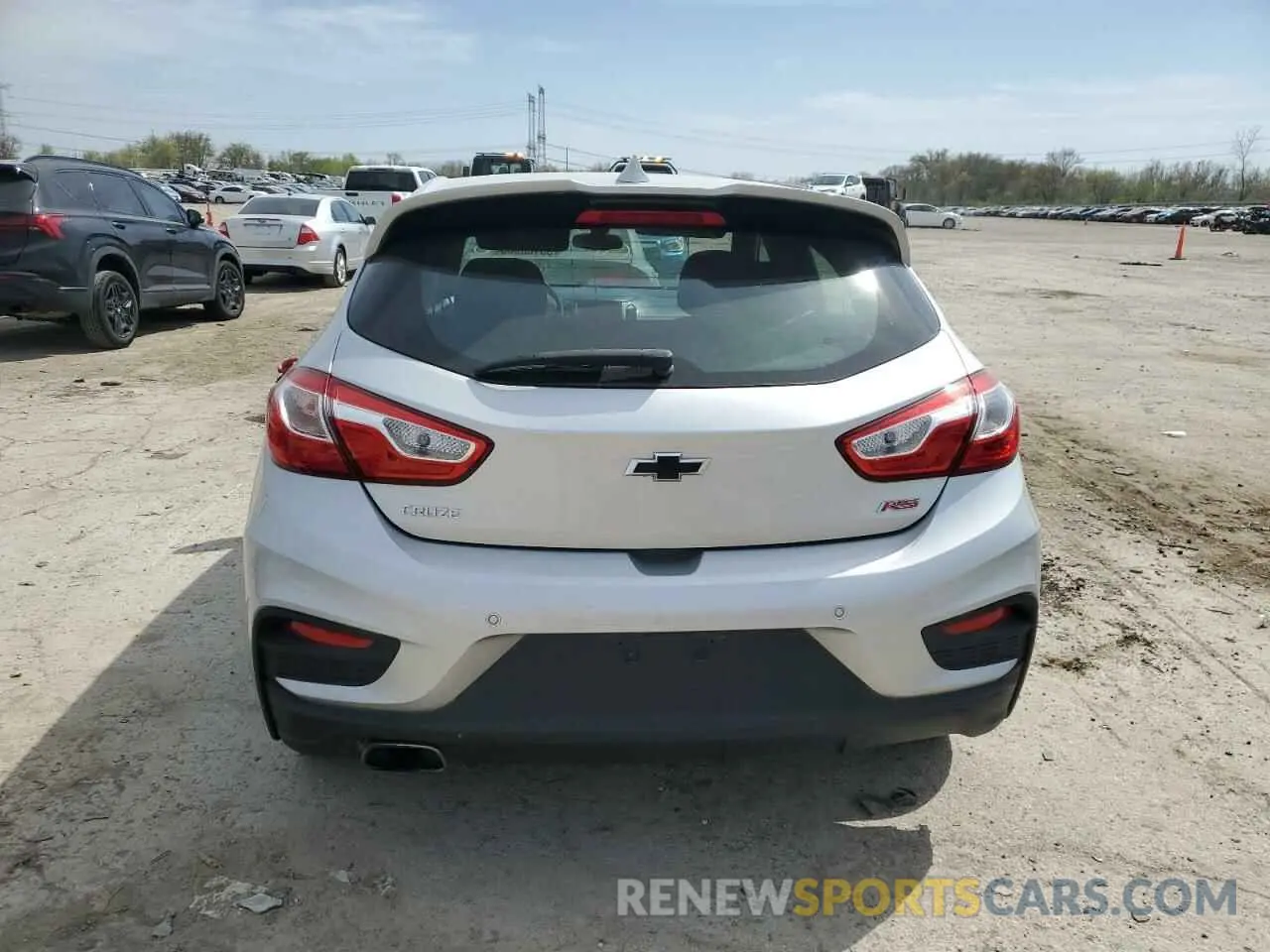 6 Photograph of a damaged car 3G1BE6SM3KS610220 CHEVROLET CRUZE 2019