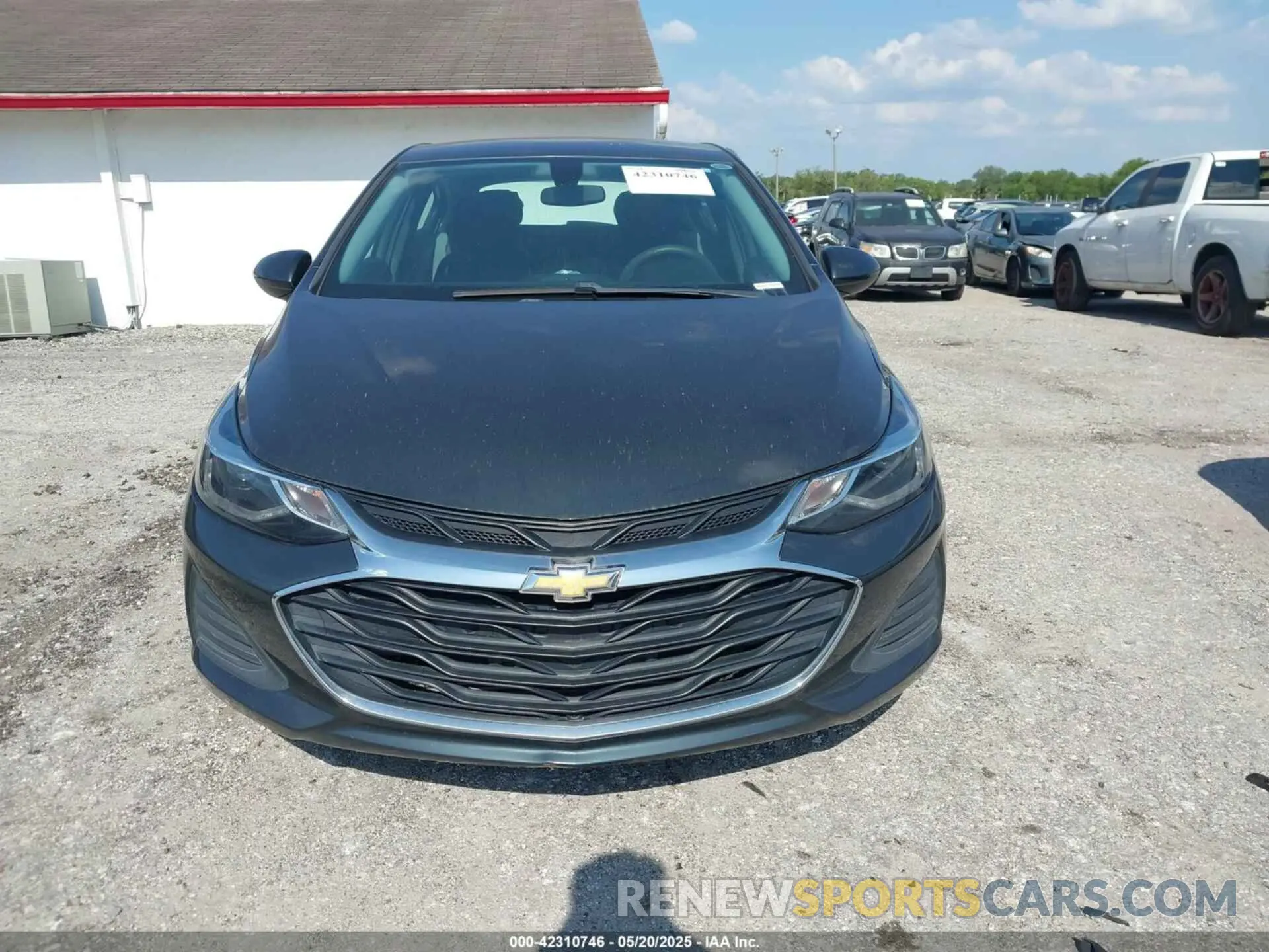 12 Photograph of a damaged car 3G1BE6SM4KS542770 CHEVROLET CRUZE 2019