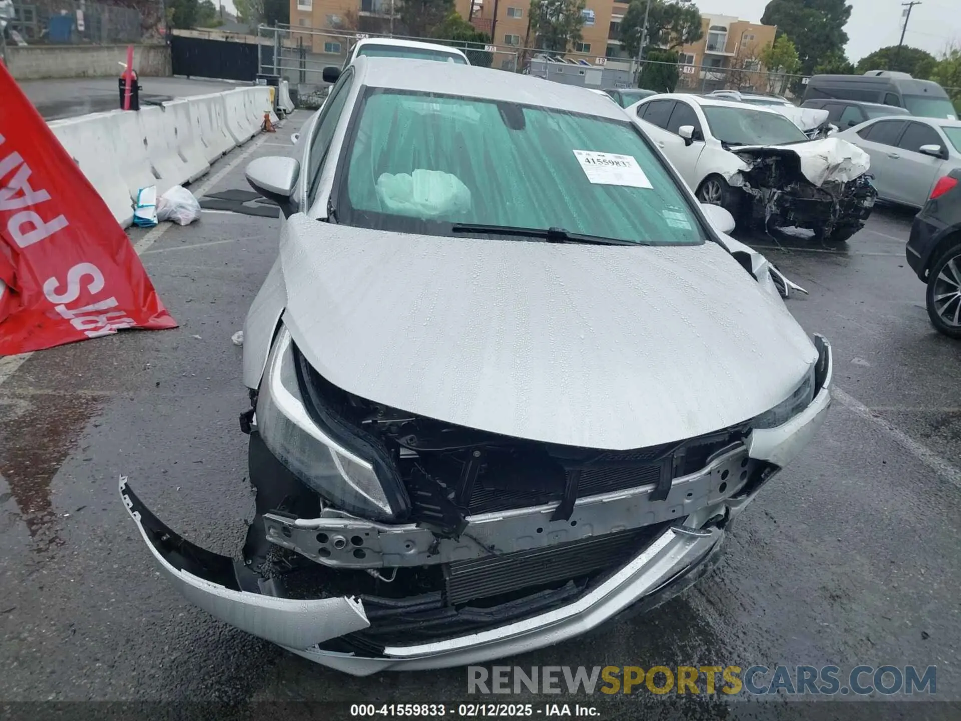 13 Photograph of a damaged car 3G1BE6SM4KS564283 CHEVROLET CRUZE 2019