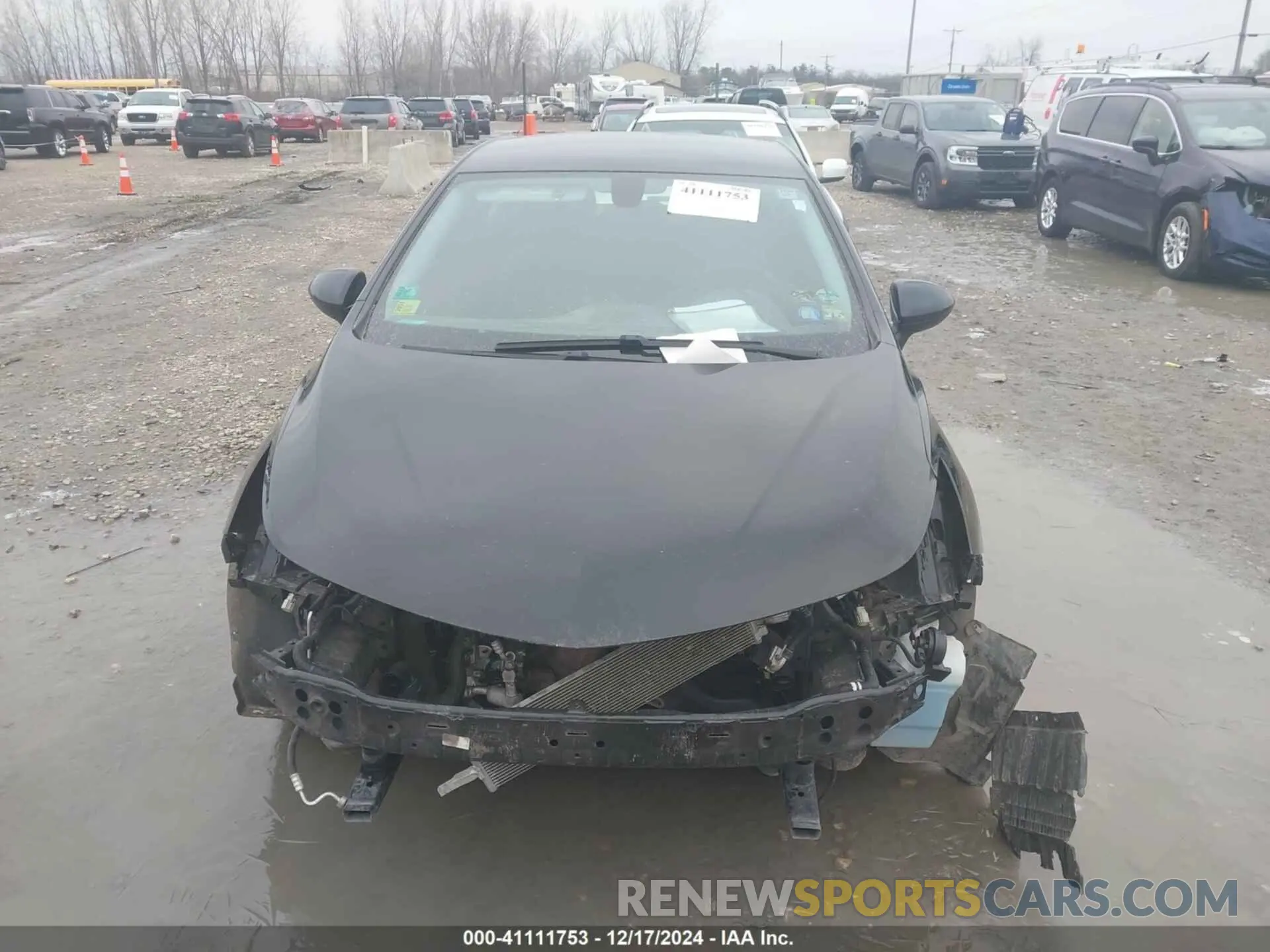 12 Photograph of a damaged car 3G1BE6SM6KS564012 CHEVROLET CRUZE 2019