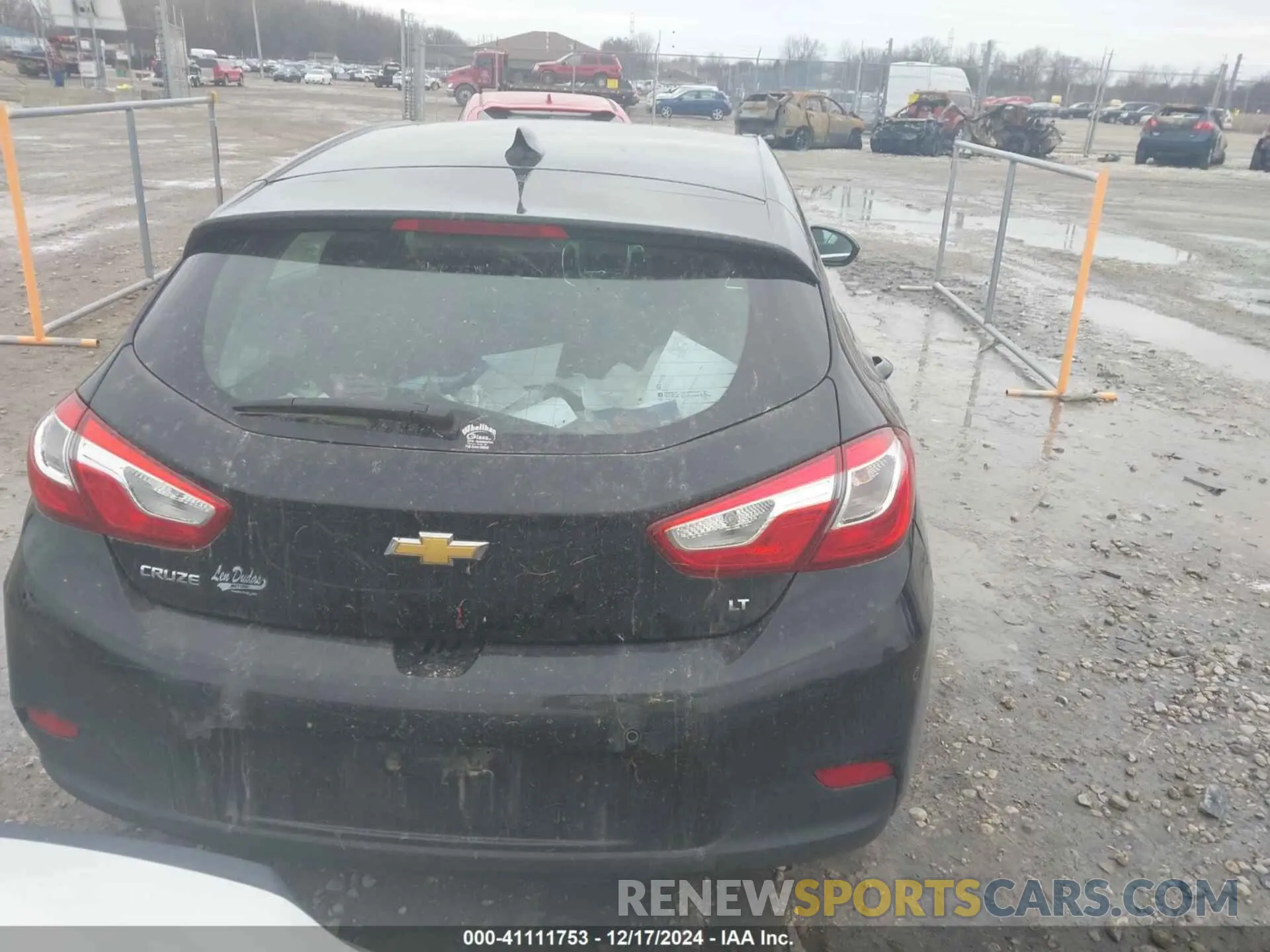 16 Photograph of a damaged car 3G1BE6SM6KS564012 CHEVROLET CRUZE 2019