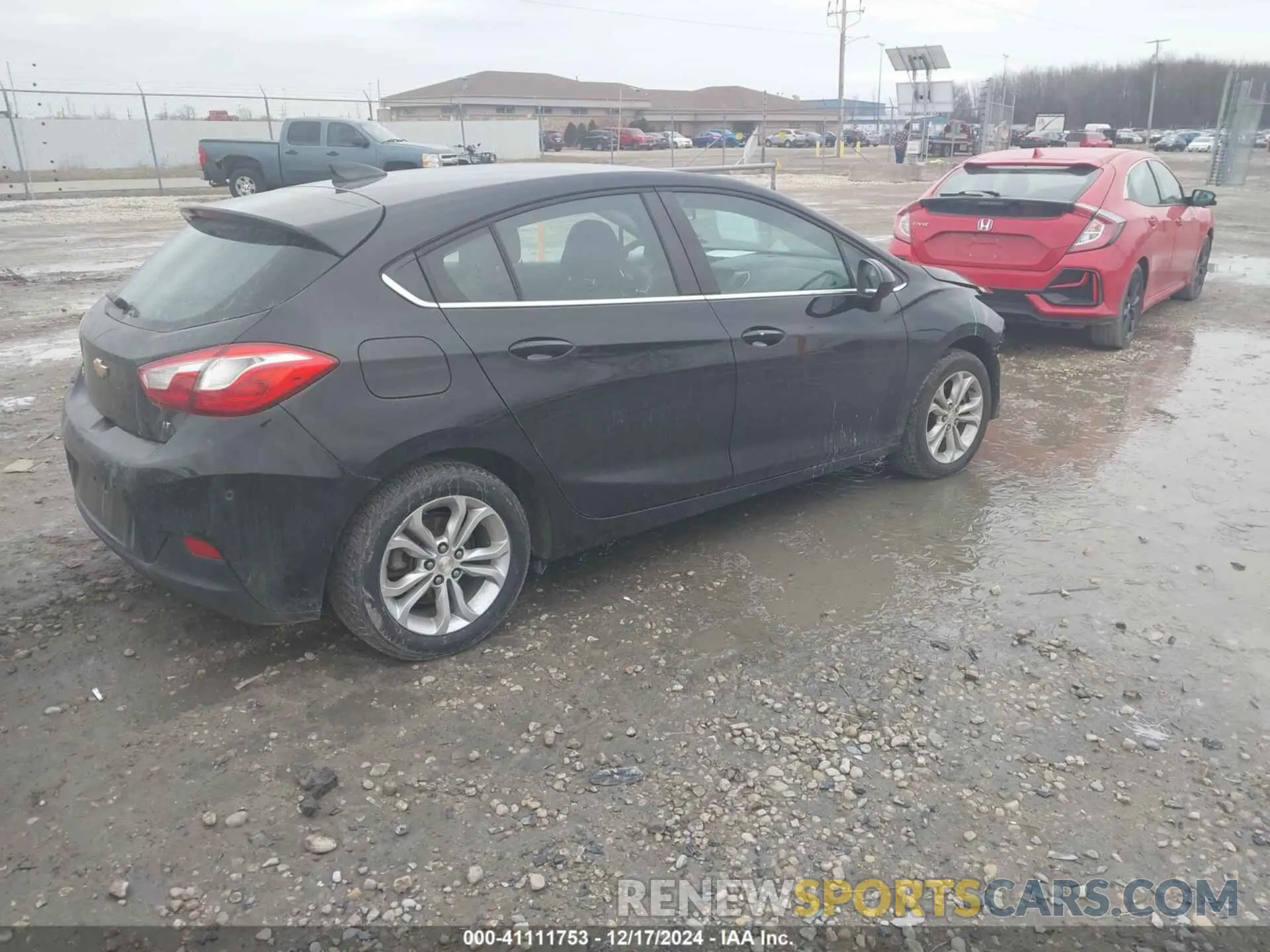 4 Photograph of a damaged car 3G1BE6SM6KS564012 CHEVROLET CRUZE 2019