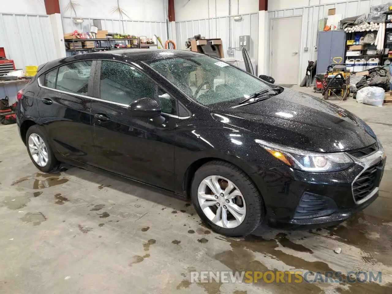 4 Photograph of a damaged car 3G1BE6SMXKS601286 CHEVROLET CRUZE 2019
