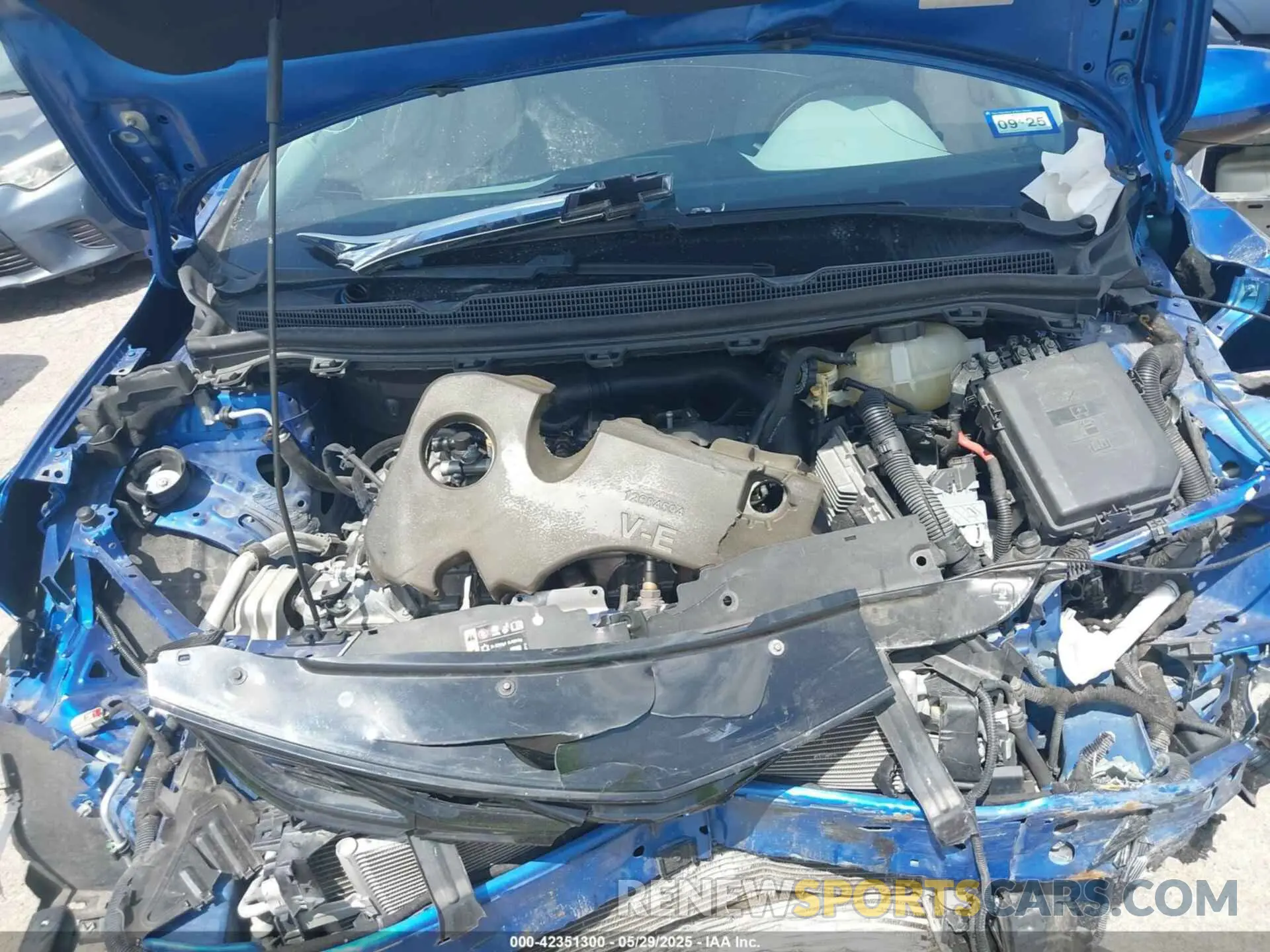 10 Photograph of a damaged car 3G1BF6SMXKS570523 CHEVROLET CRUZE 2019
