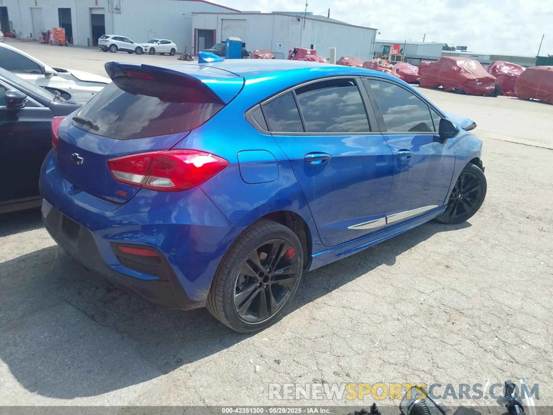 4 Photograph of a damaged car 3G1BF6SMXKS570523 CHEVROLET CRUZE 2019