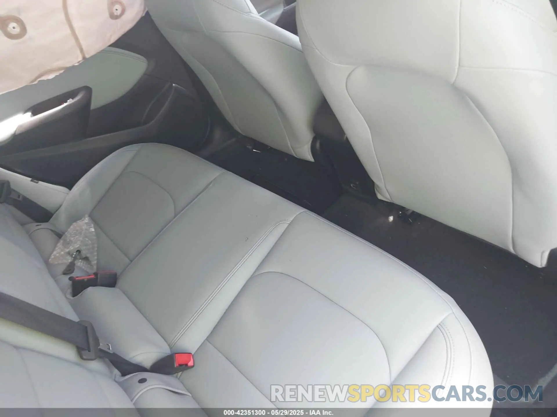 8 Photograph of a damaged car 3G1BF6SMXKS570523 CHEVROLET CRUZE 2019