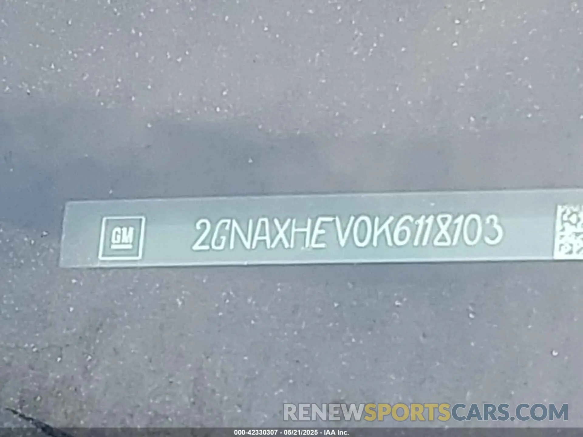 9 Photograph of a damaged car 2GNAXHEV0K6118103 CHEVROLET EQUINOX 2019
