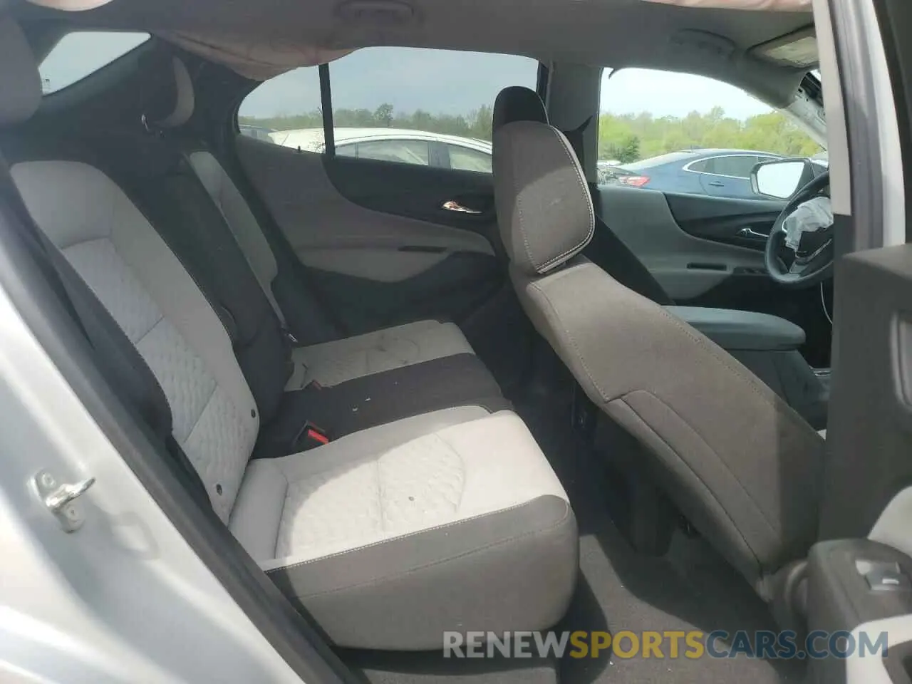 12 Photograph of a damaged car 2GNAXHEV0K6136374 CHEVROLET EQUINOX 2019