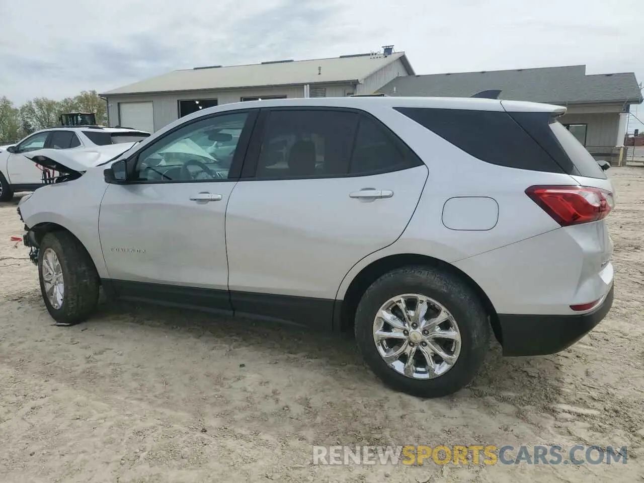 2 Photograph of a damaged car 2GNAXHEV0K6136374 CHEVROLET EQUINOX 2019
