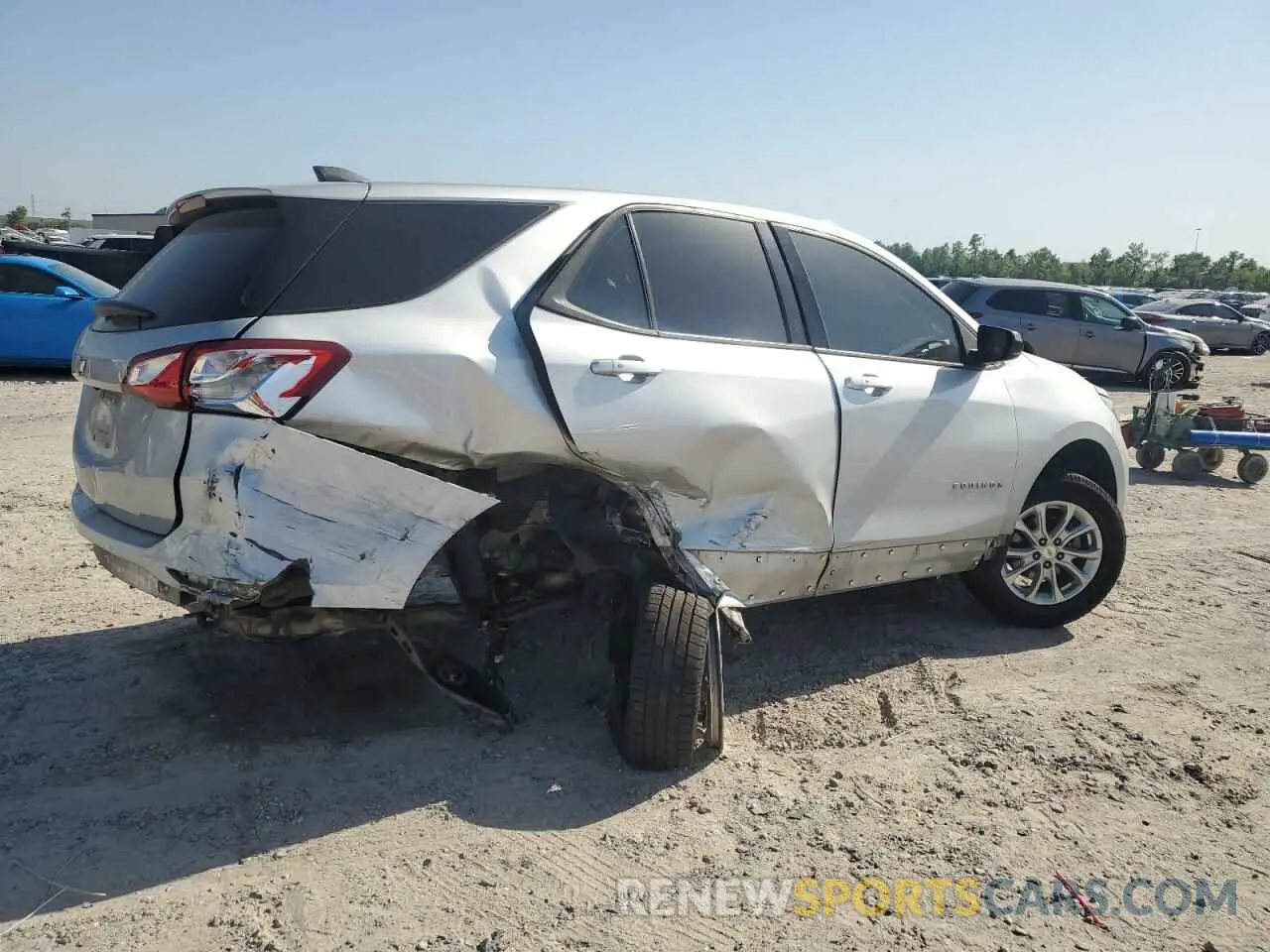 3 Photograph of a damaged car 2GNAXHEV0K6174350 CHEVROLET EQUINOX 2019