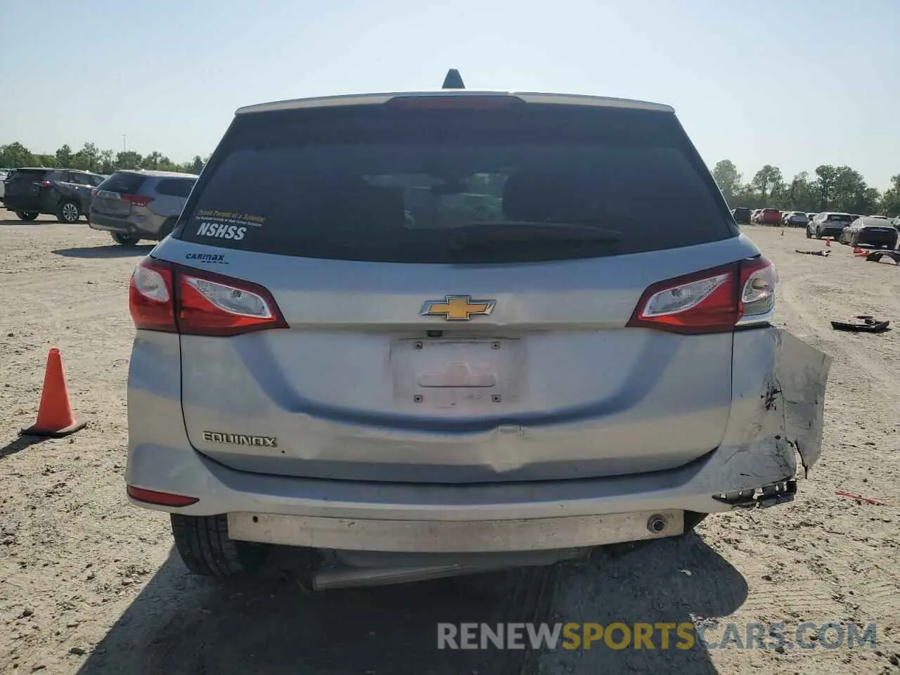 6 Photograph of a damaged car 2GNAXHEV0K6174350 CHEVROLET EQUINOX 2019