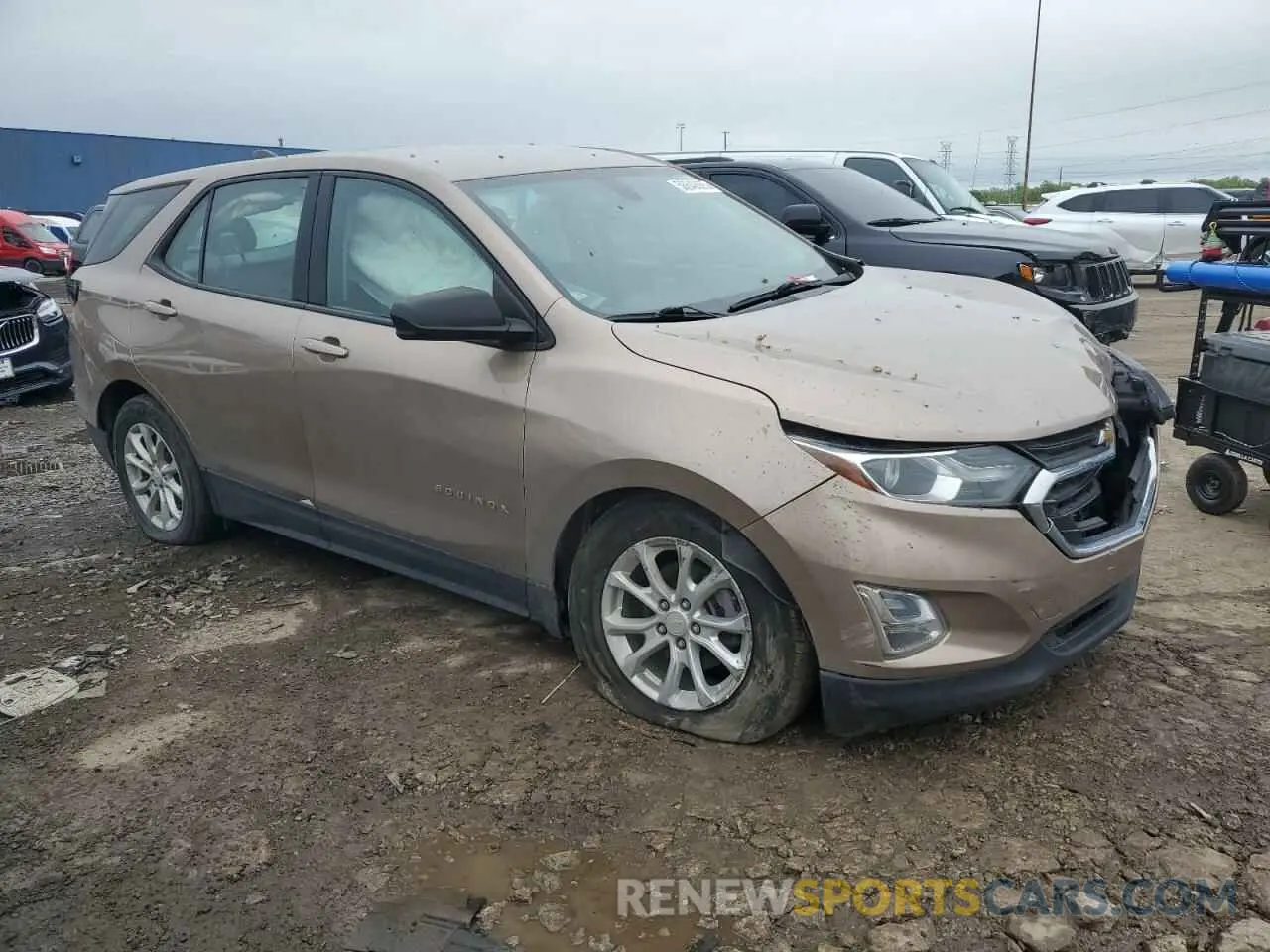 4 Photograph of a damaged car 2GNAXHEV0K6269166 CHEVROLET EQUINOX 2019