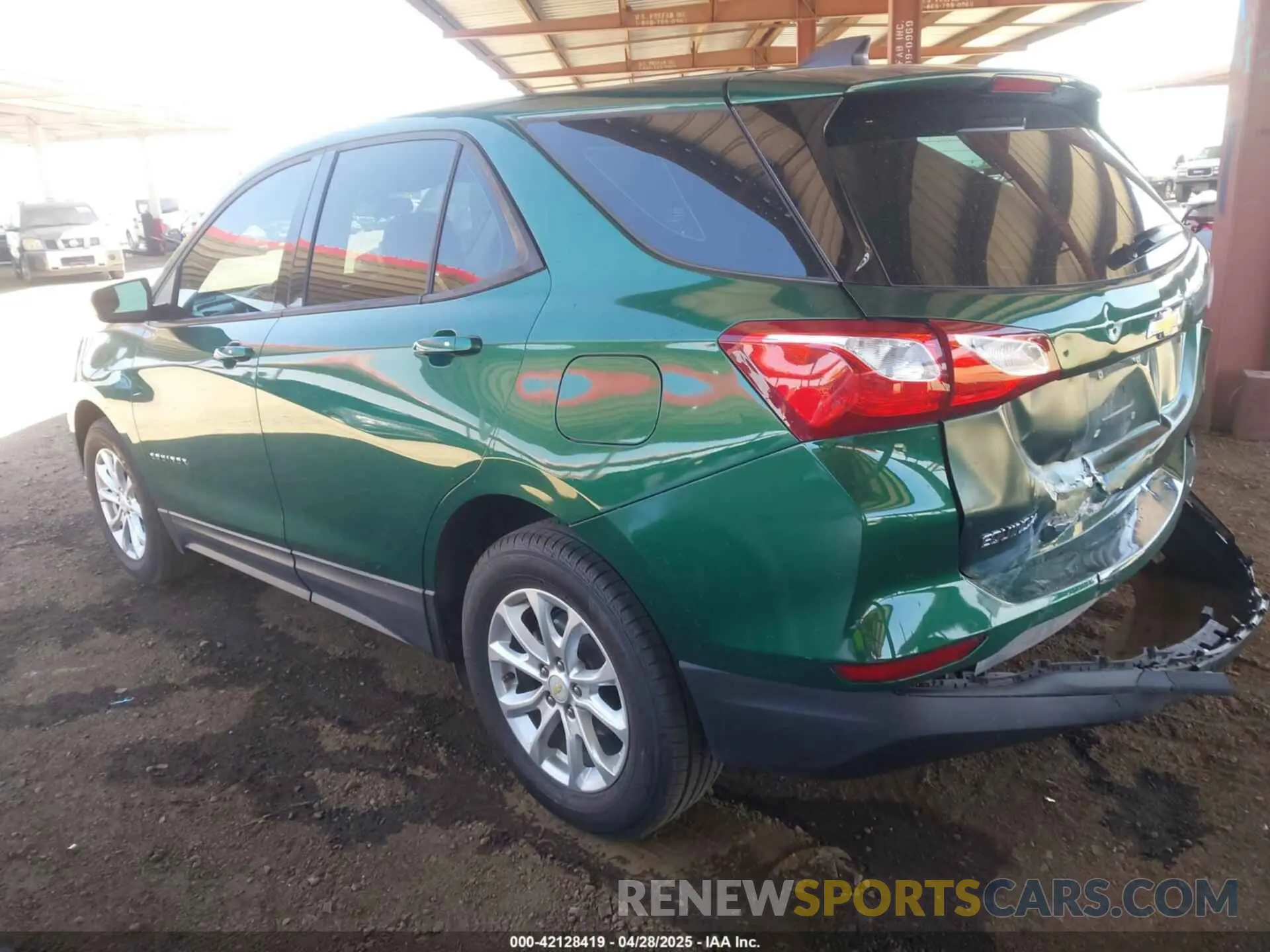 3 Photograph of a damaged car 2GNAXHEV1K6118451 CHEVROLET EQUINOX 2019