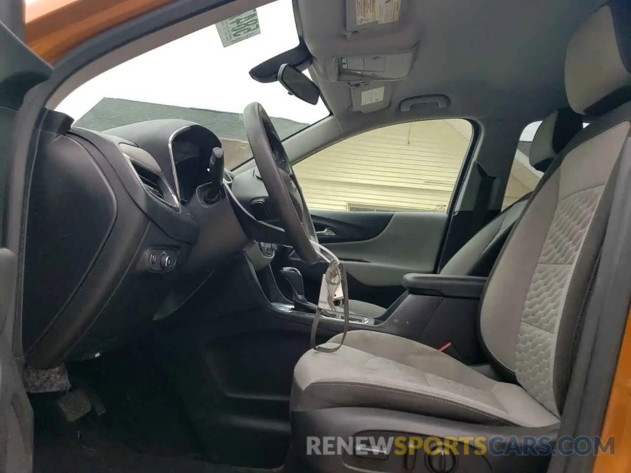 7 Photograph of a damaged car 2GNAXHEV1K6195420 CHEVROLET EQUINOX 2019