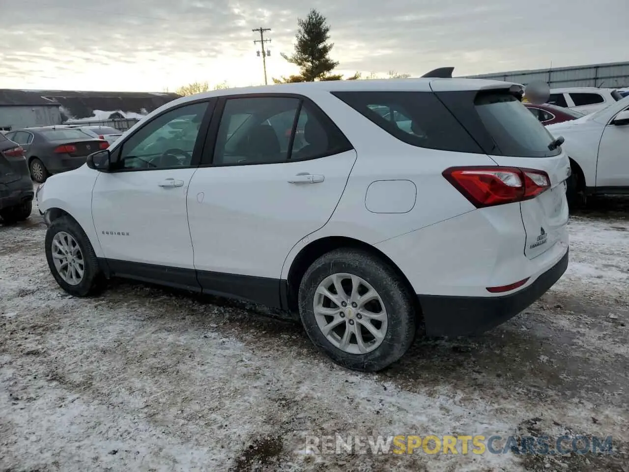 2 Photograph of a damaged car 2GNAXHEV2K6206196 CHEVROLET EQUINOX 2019