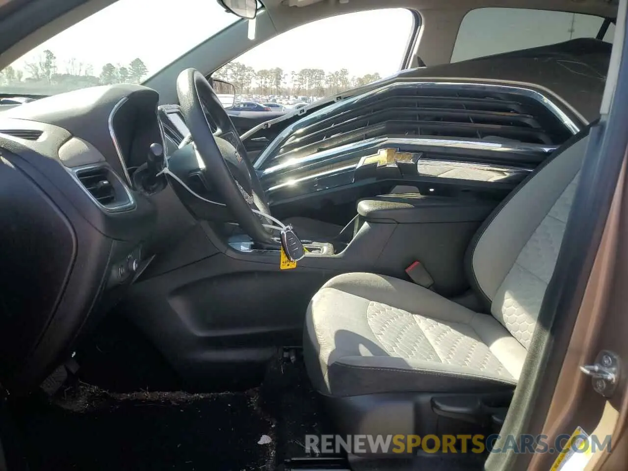 7 Photograph of a damaged car 2GNAXHEV2K6209454 CHEVROLET EQUINOX 2019