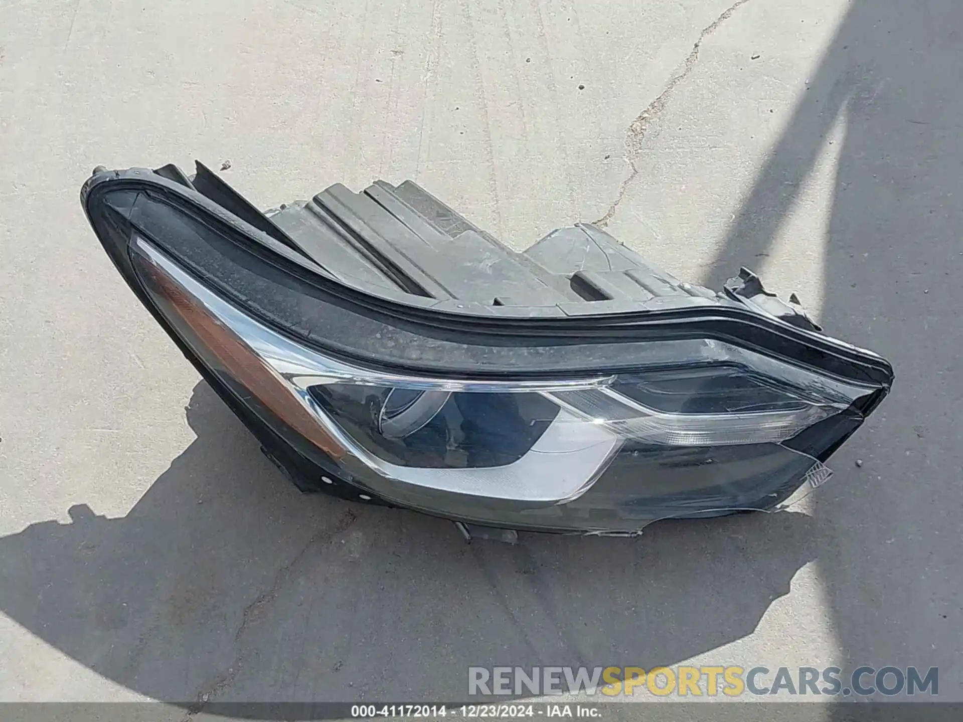 11 Photograph of a damaged car 2GNAXHEV3K6115535 CHEVROLET EQUINOX 2019