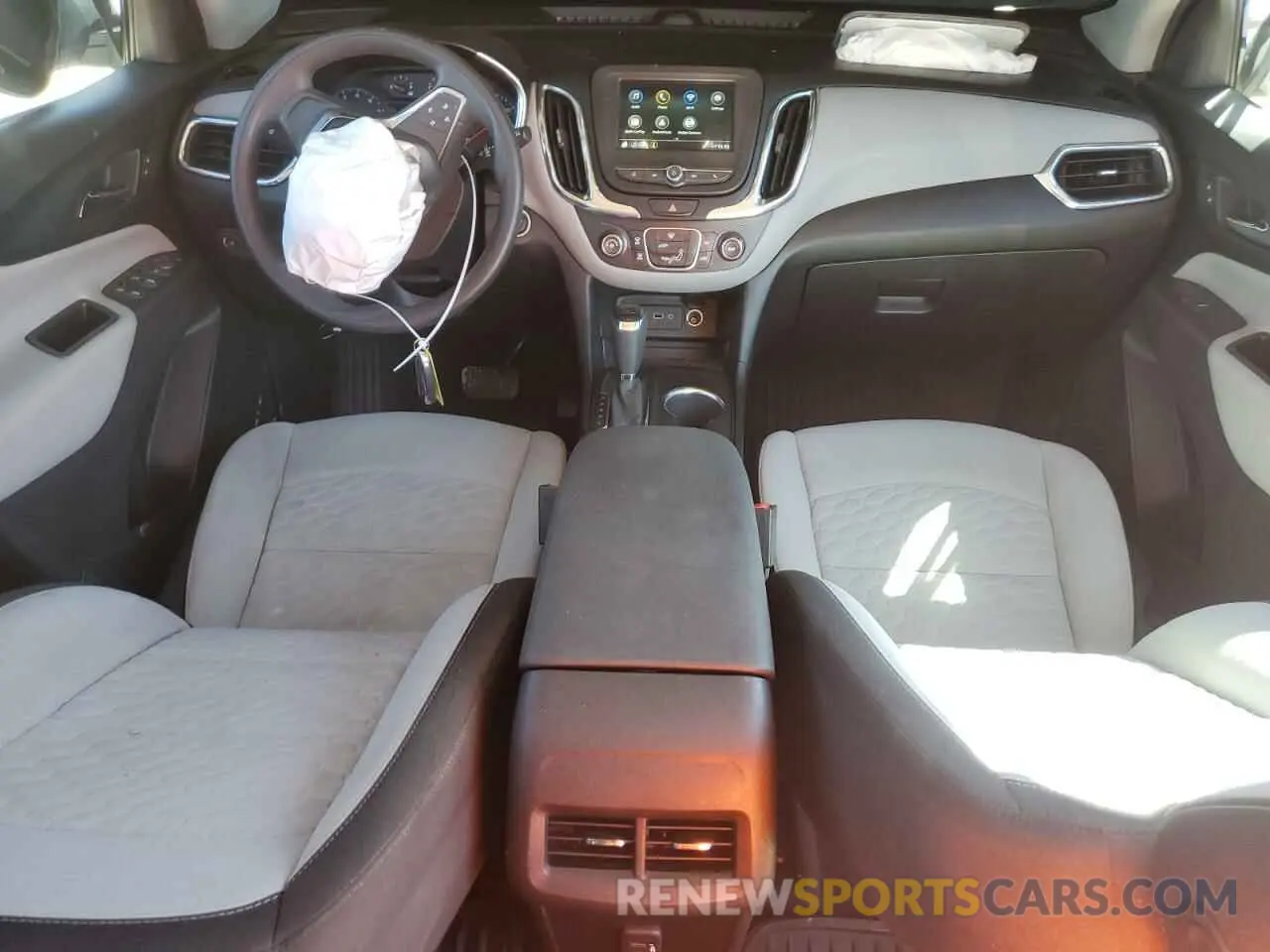8 Photograph of a damaged car 2GNAXHEV3K6149412 CHEVROLET EQUINOX 2019