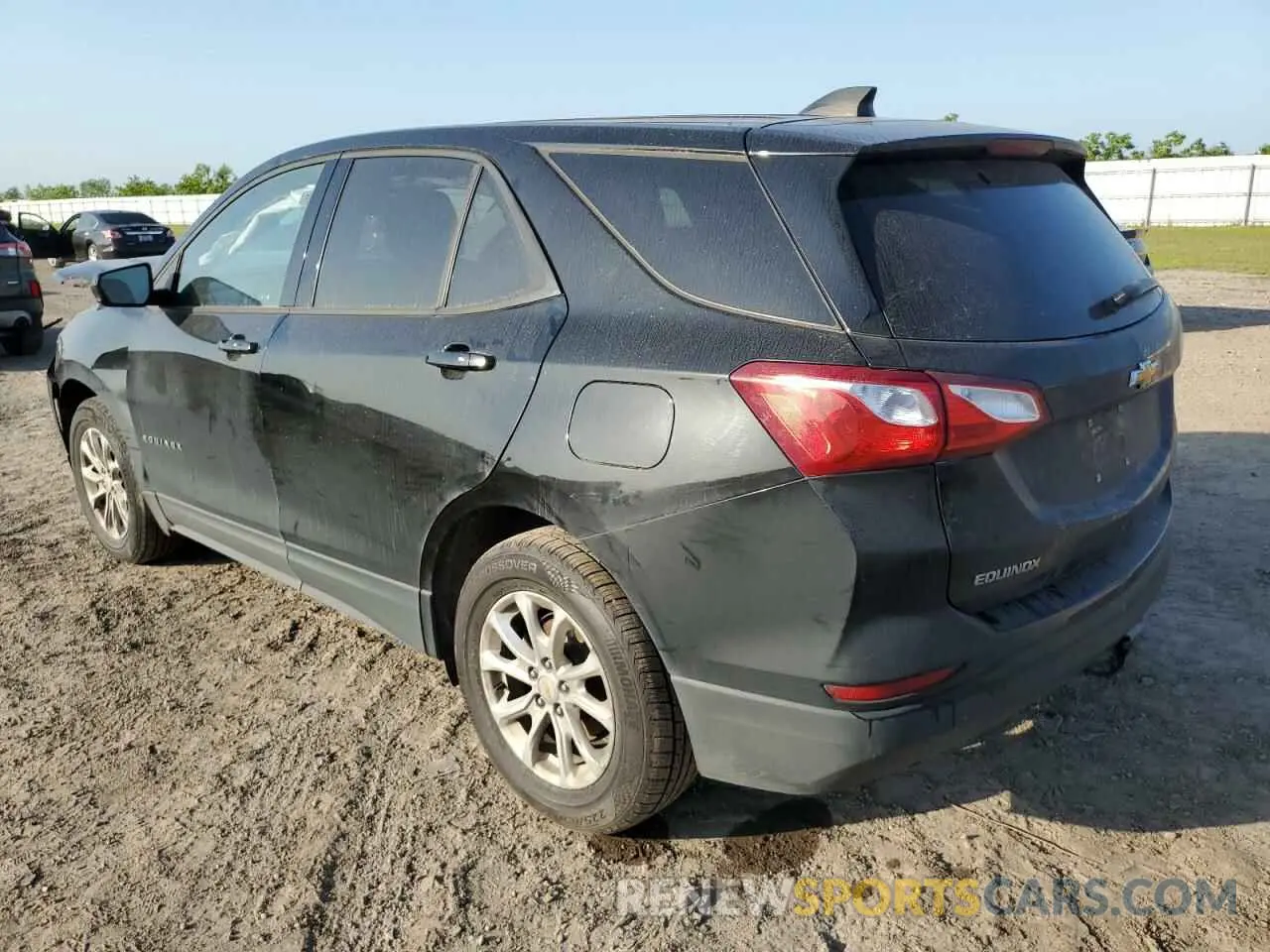 2 Photograph of a damaged car 2GNAXHEV3K6197699 CHEVROLET EQUINOX 2019