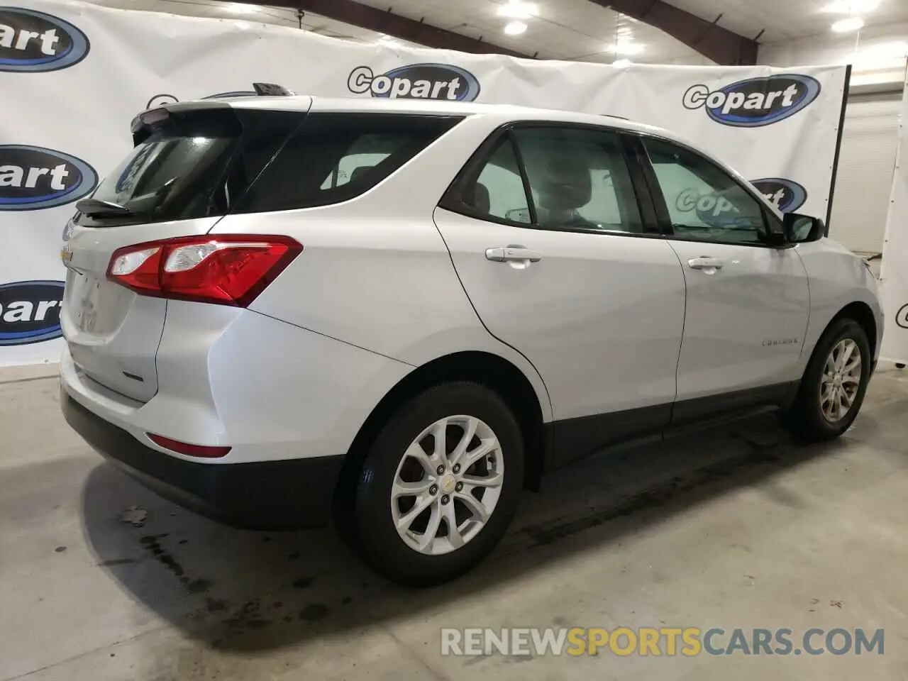 3 Photograph of a damaged car 2GNAXHEV3K6210922 CHEVROLET EQUINOX 2019