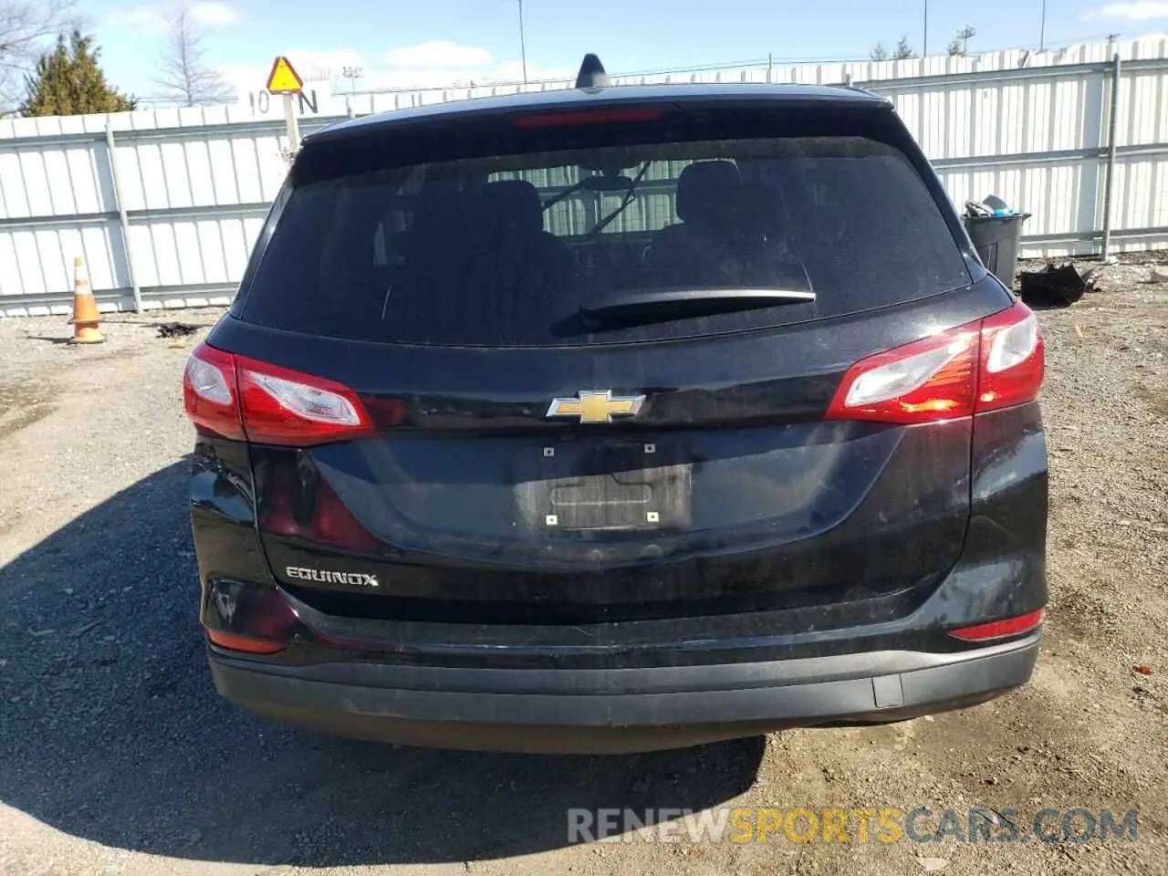 6 Photograph of a damaged car 2GNAXHEV3K6232791 CHEVROLET EQUINOX 2019