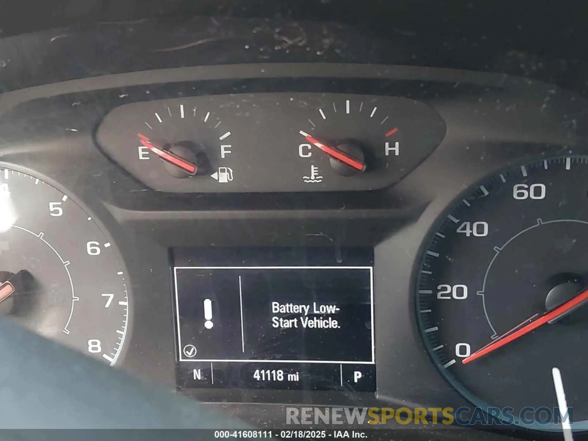 15 Photograph of a damaged car 2GNAXHEV4K6132439 CHEVROLET EQUINOX 2019