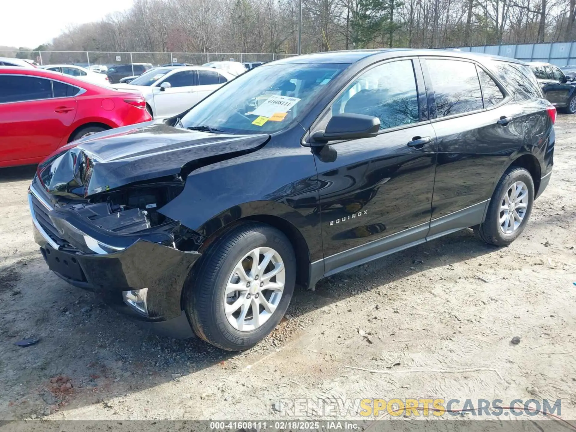 2 Photograph of a damaged car 2GNAXHEV4K6132439 CHEVROLET EQUINOX 2019