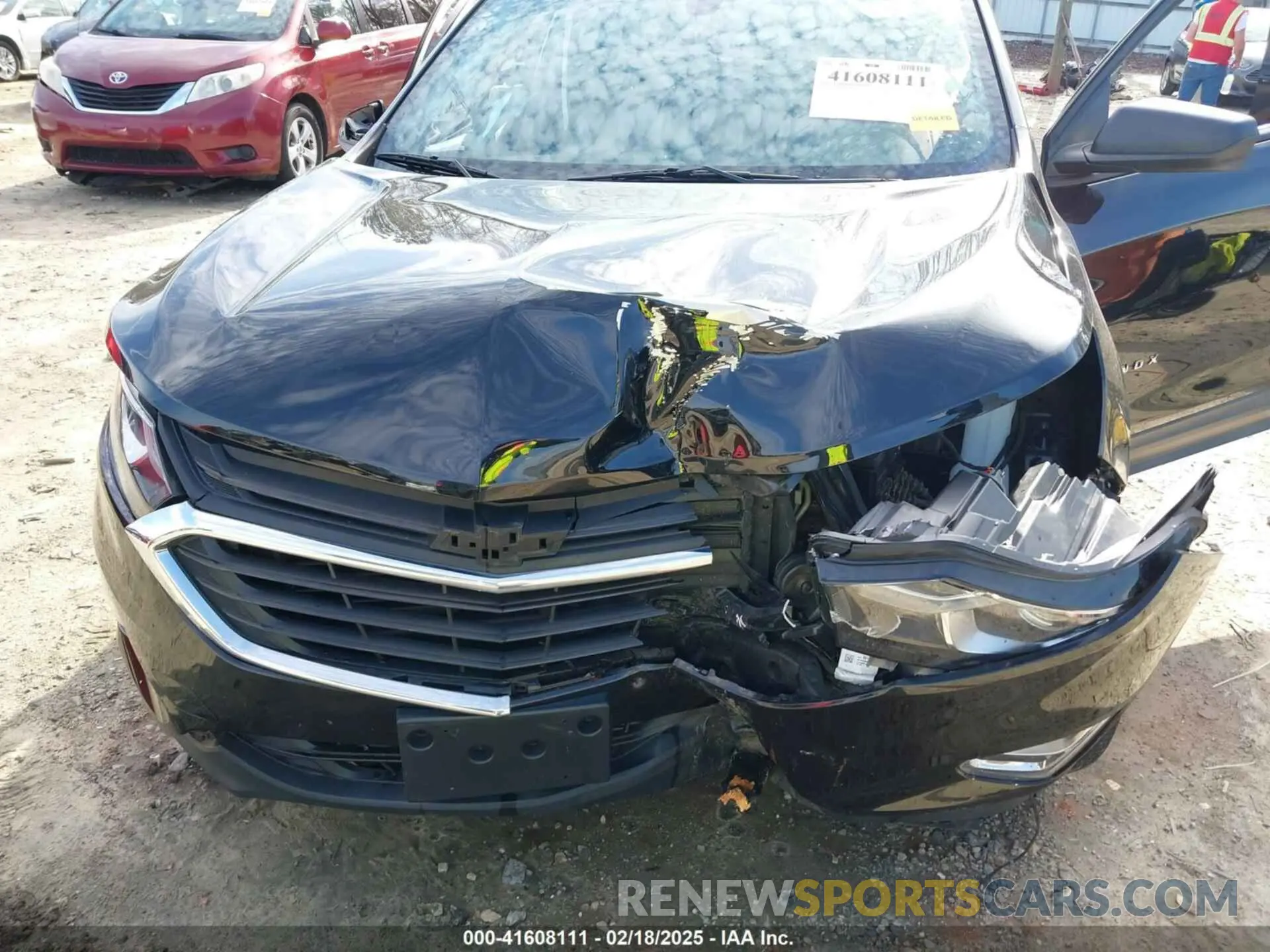 6 Photograph of a damaged car 2GNAXHEV4K6132439 CHEVROLET EQUINOX 2019