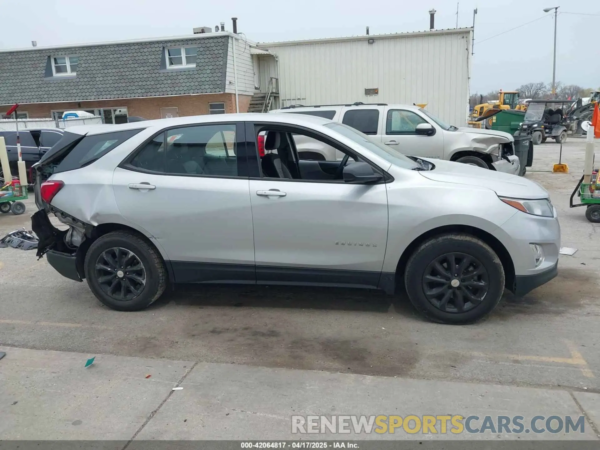 13 Photograph of a damaged car 2GNAXHEV4K6145594 CHEVROLET EQUINOX 2019