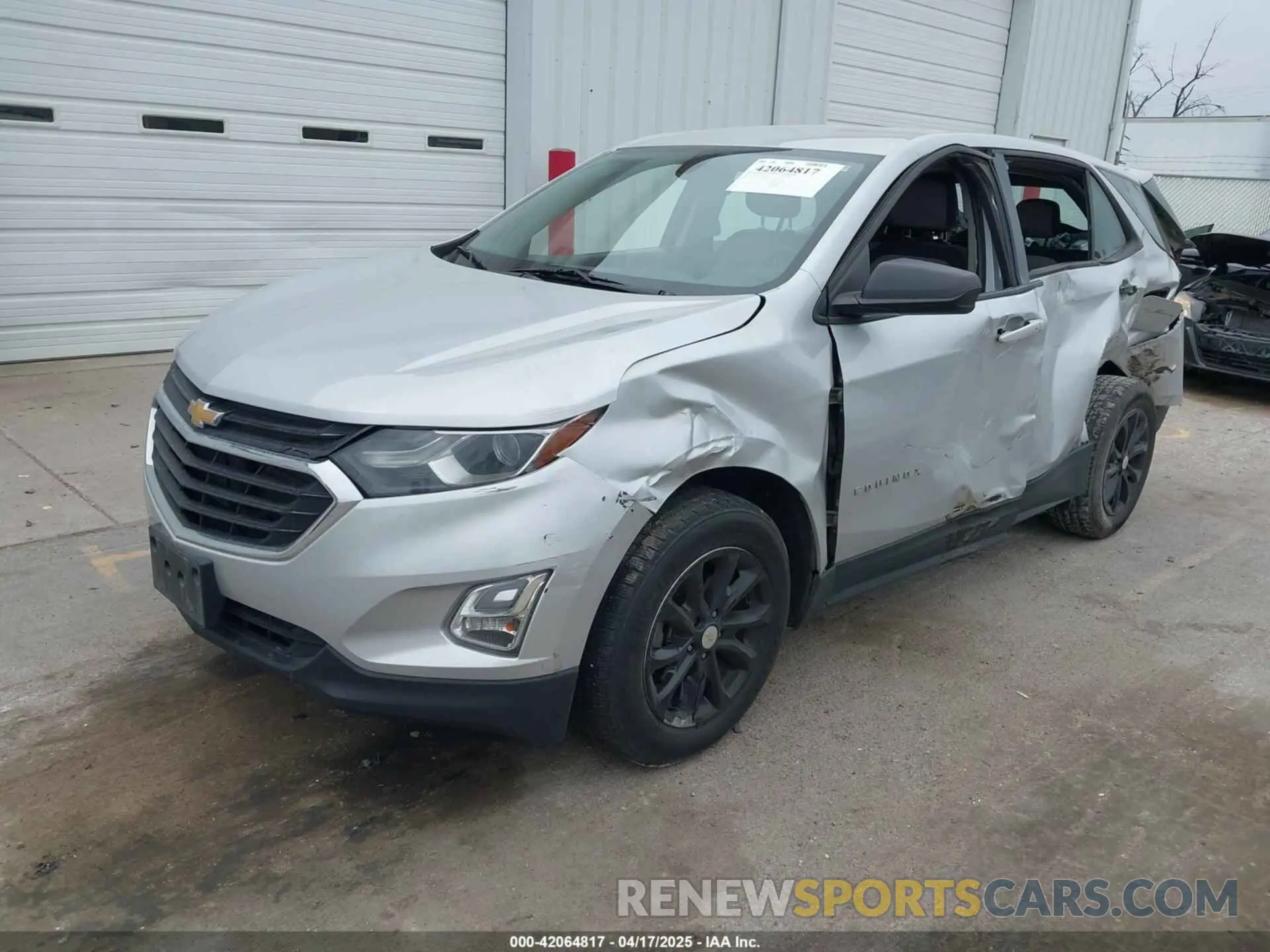 2 Photograph of a damaged car 2GNAXHEV4K6145594 CHEVROLET EQUINOX 2019