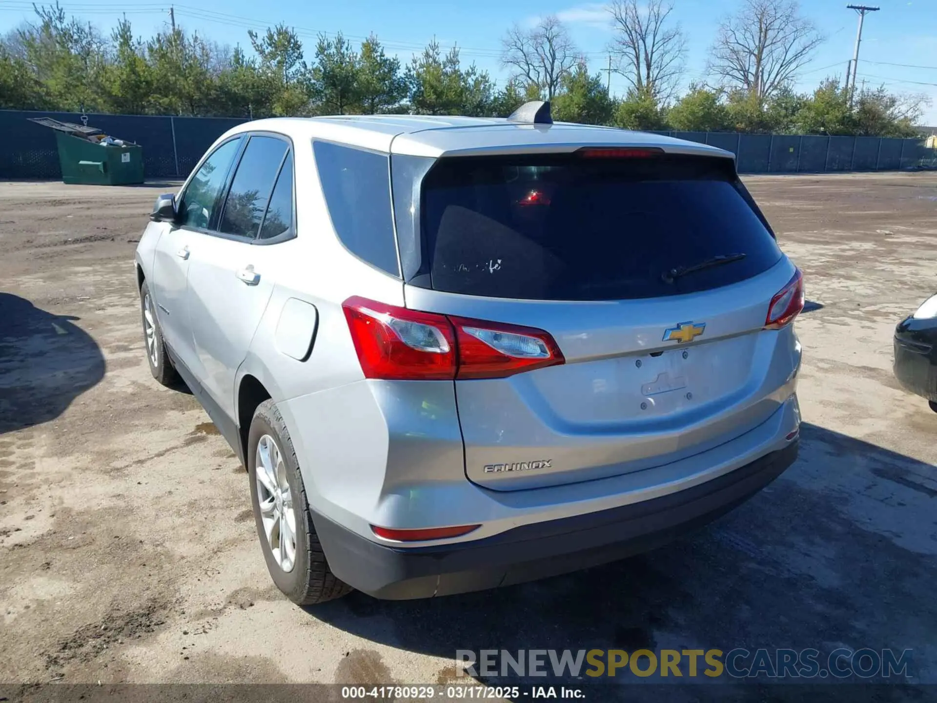 3 Photograph of a damaged car 2GNAXHEV4K6155073 CHEVROLET EQUINOX 2019