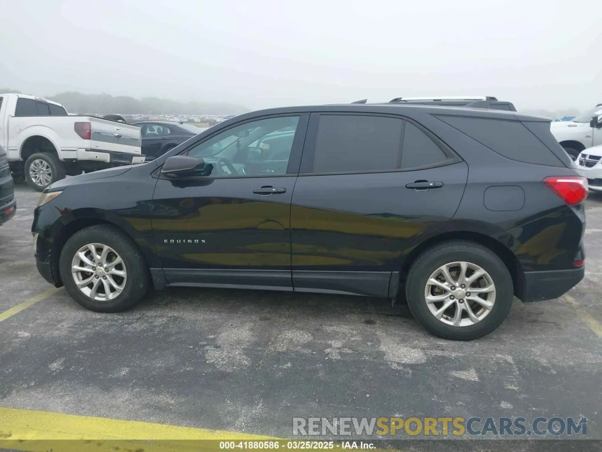 14 Photograph of a damaged car 2GNAXHEV4K6188574 CHEVROLET EQUINOX 2019