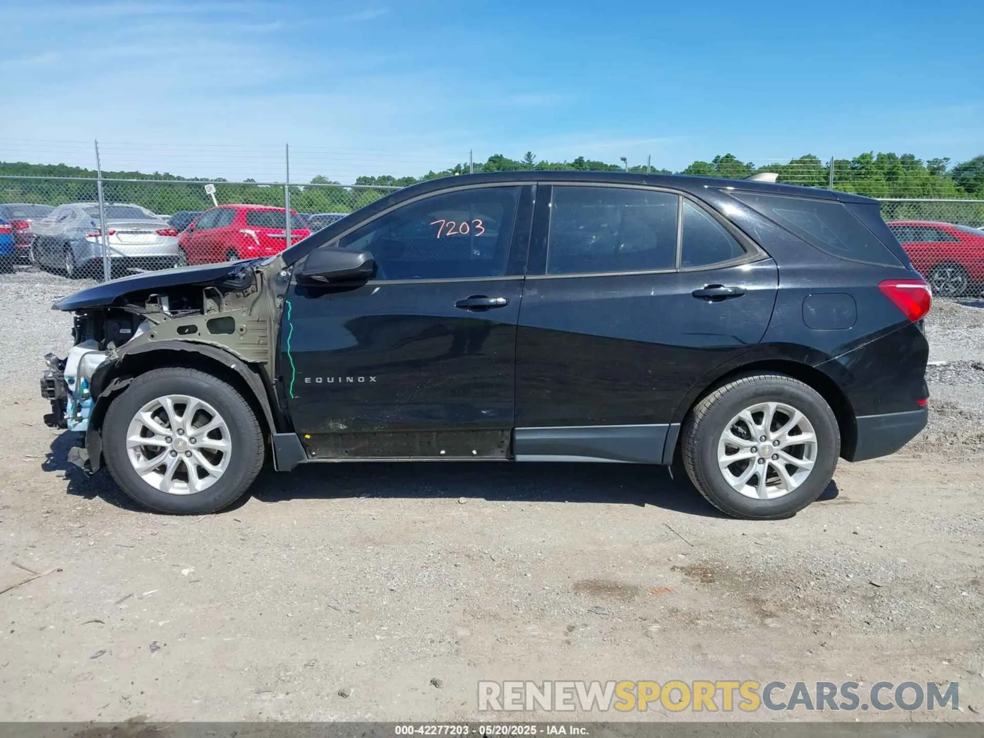 14 Photograph of a damaged car 2GNAXHEV5K6258809 CHEVROLET EQUINOX 2019