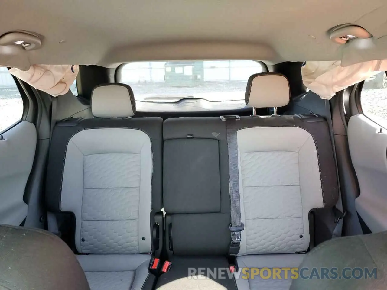 10 Photograph of a damaged car 2GNAXHEV6K6152806 CHEVROLET EQUINOX 2019