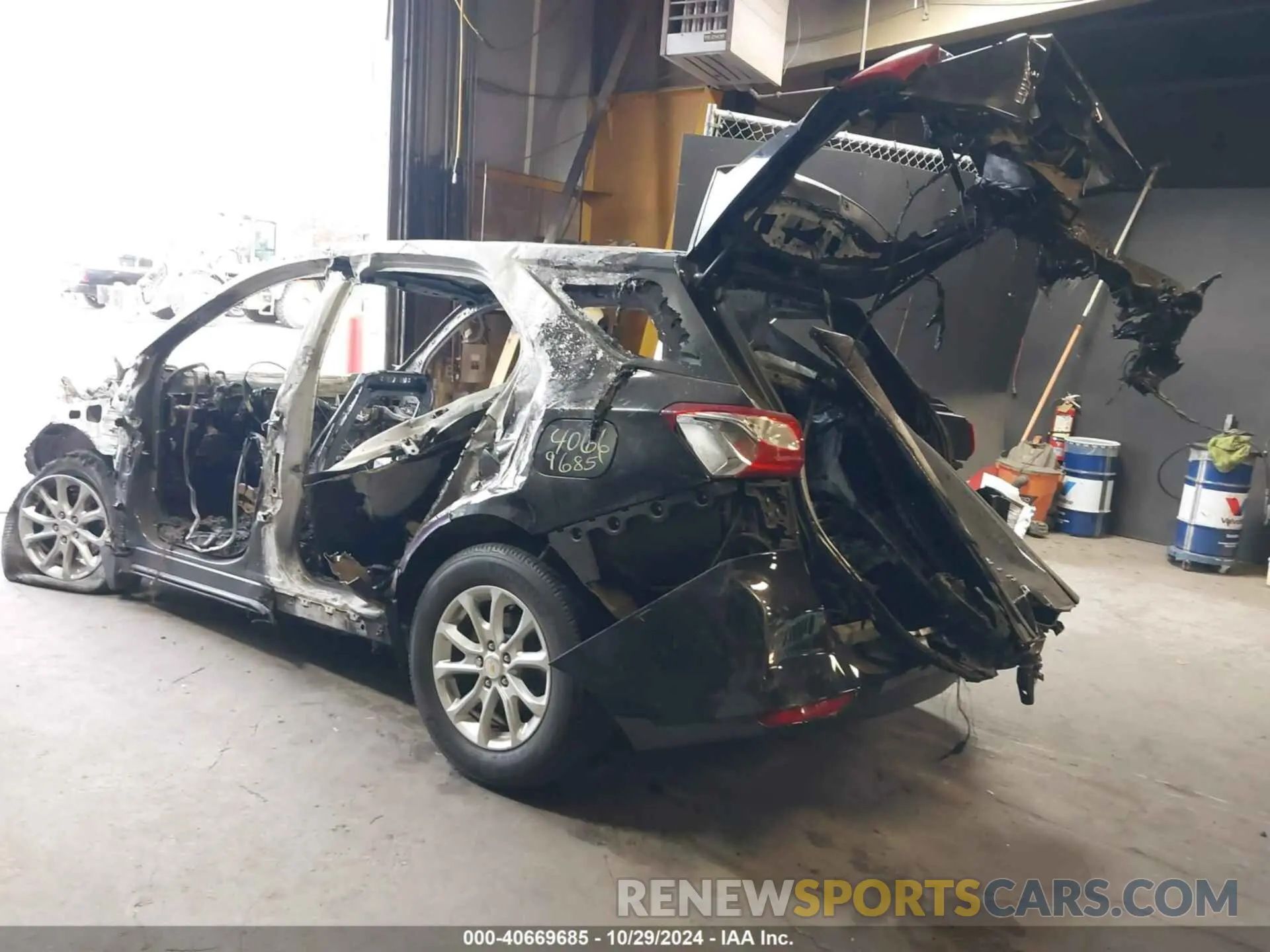 3 Photograph of a damaged car 2GNAXHEV6K6266336 CHEVROLET EQUINOX 2019
