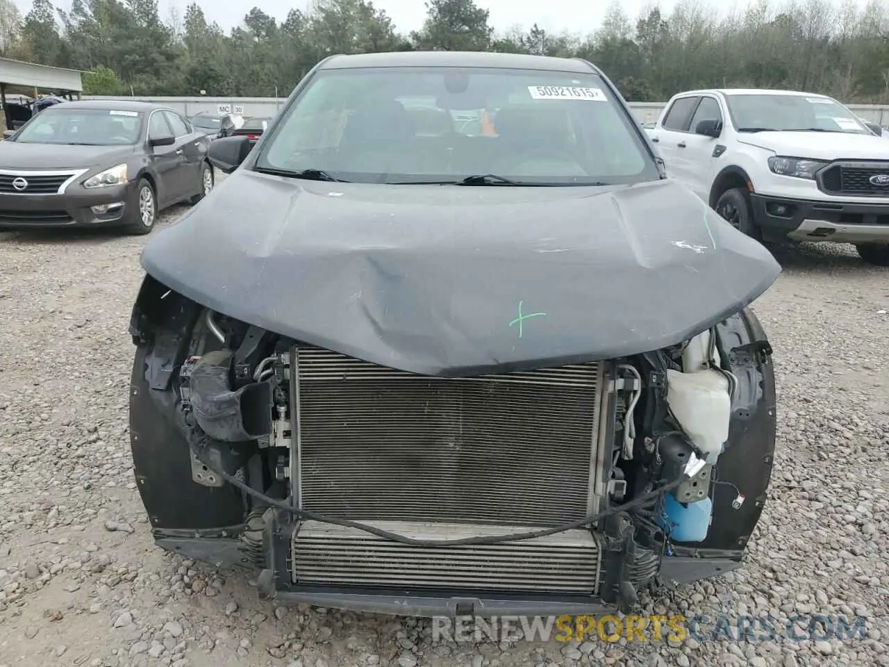 5 Photograph of a damaged car 2GNAXHEV7K6282500 CHEVROLET EQUINOX 2019